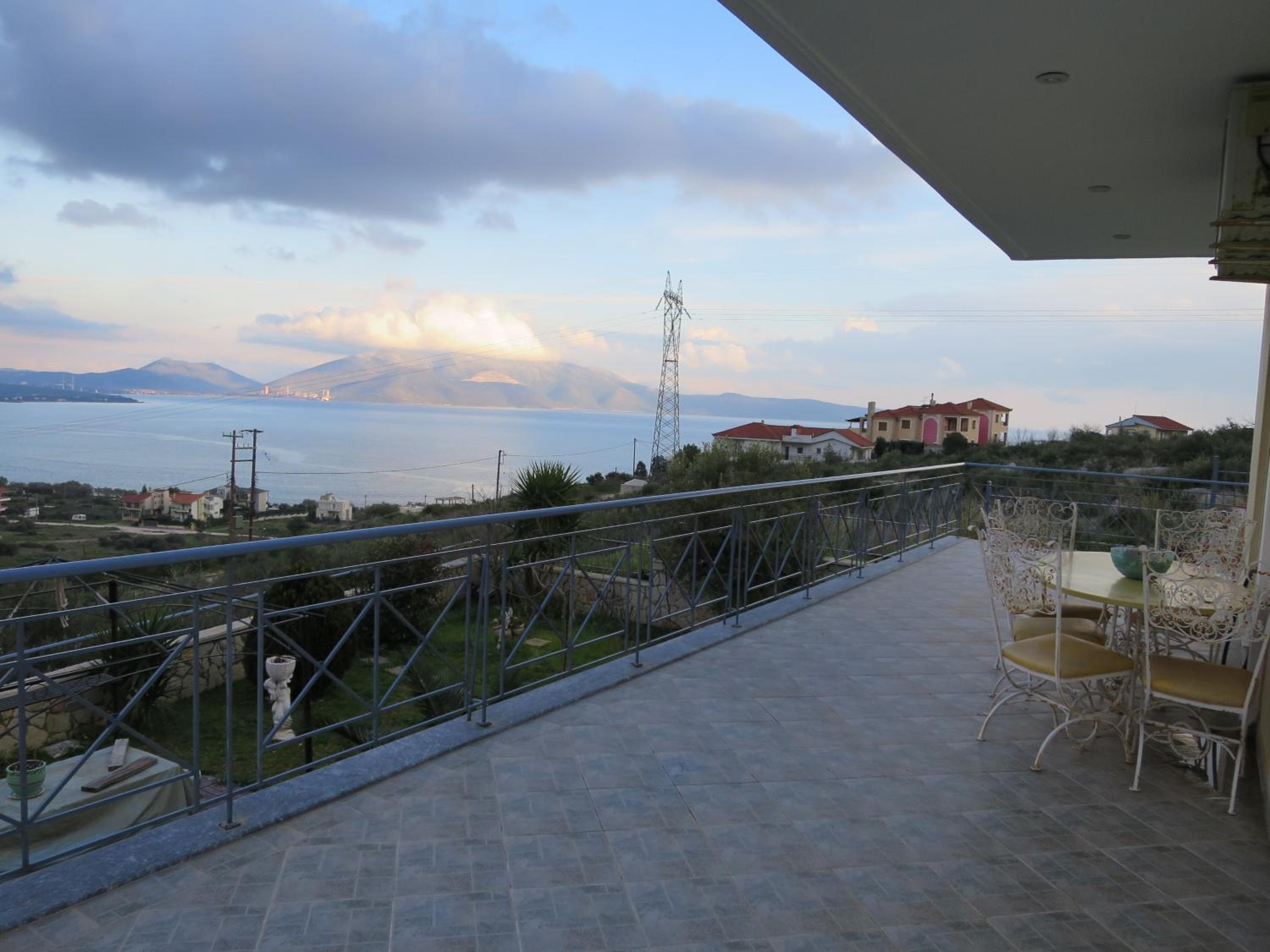 Deluxe Suite with Sea View photo 2