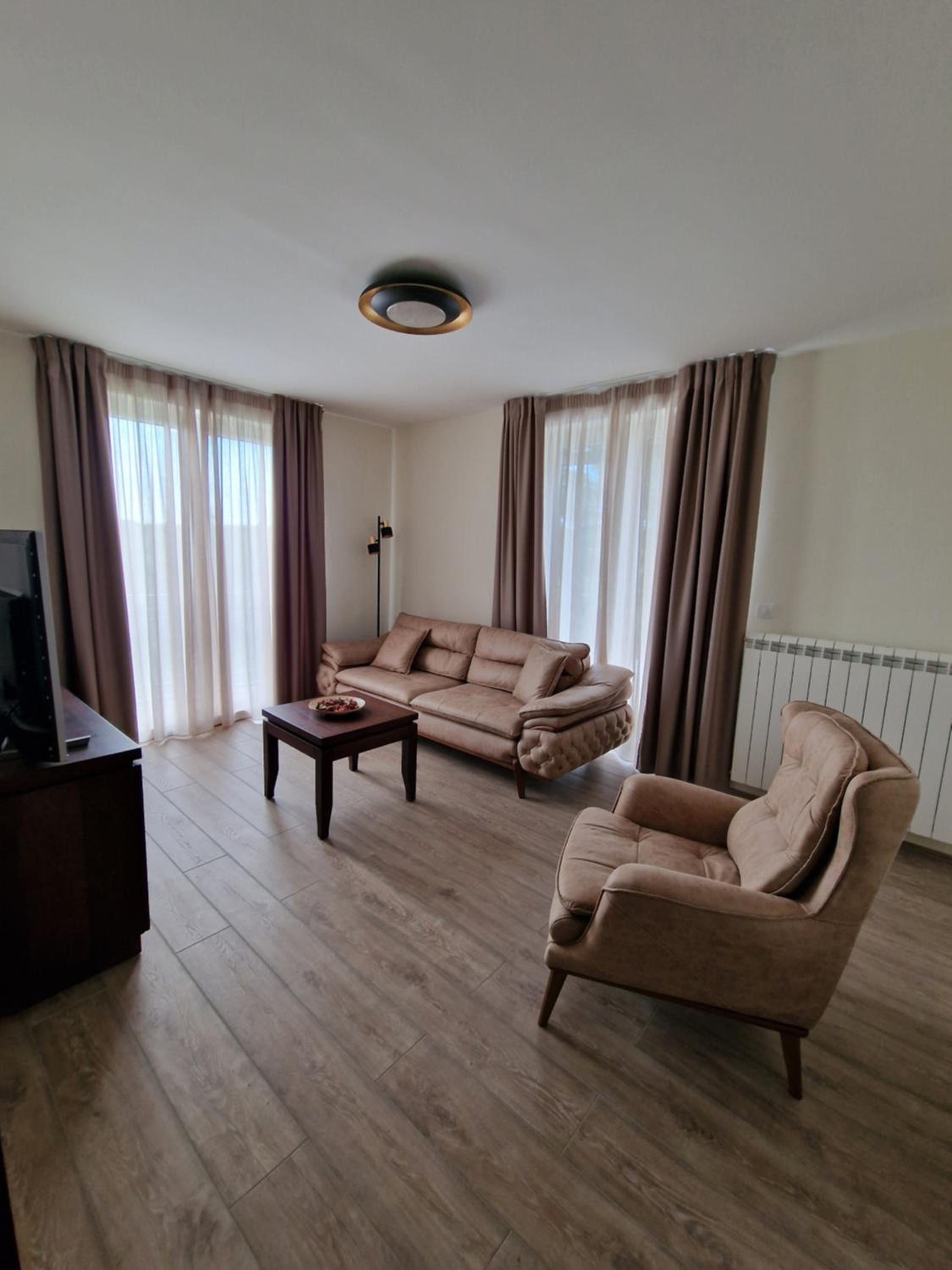Four-Bedroom House photo 1