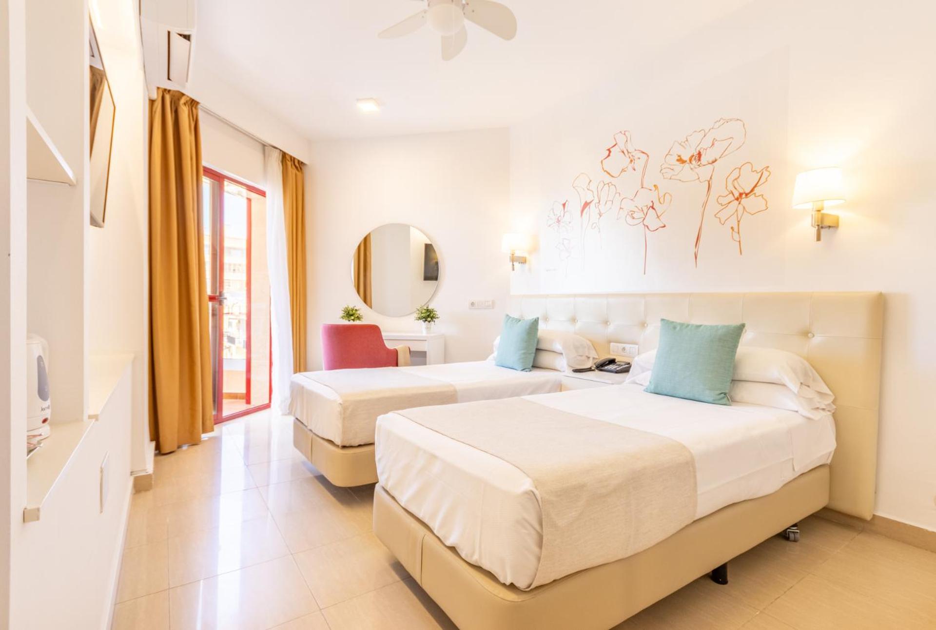 Double or Twin Room - Photo 1