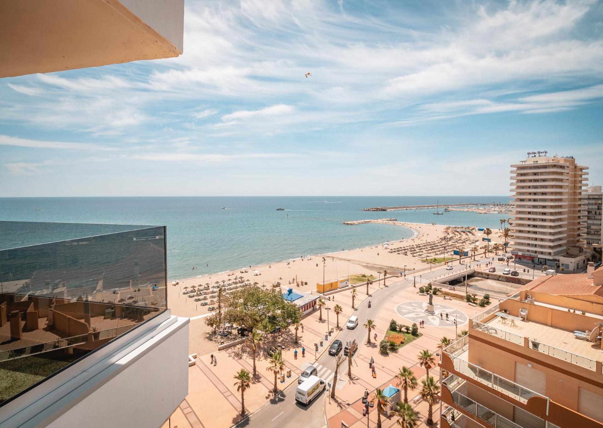 Double or Twin Room with  Sea View - Photo 3