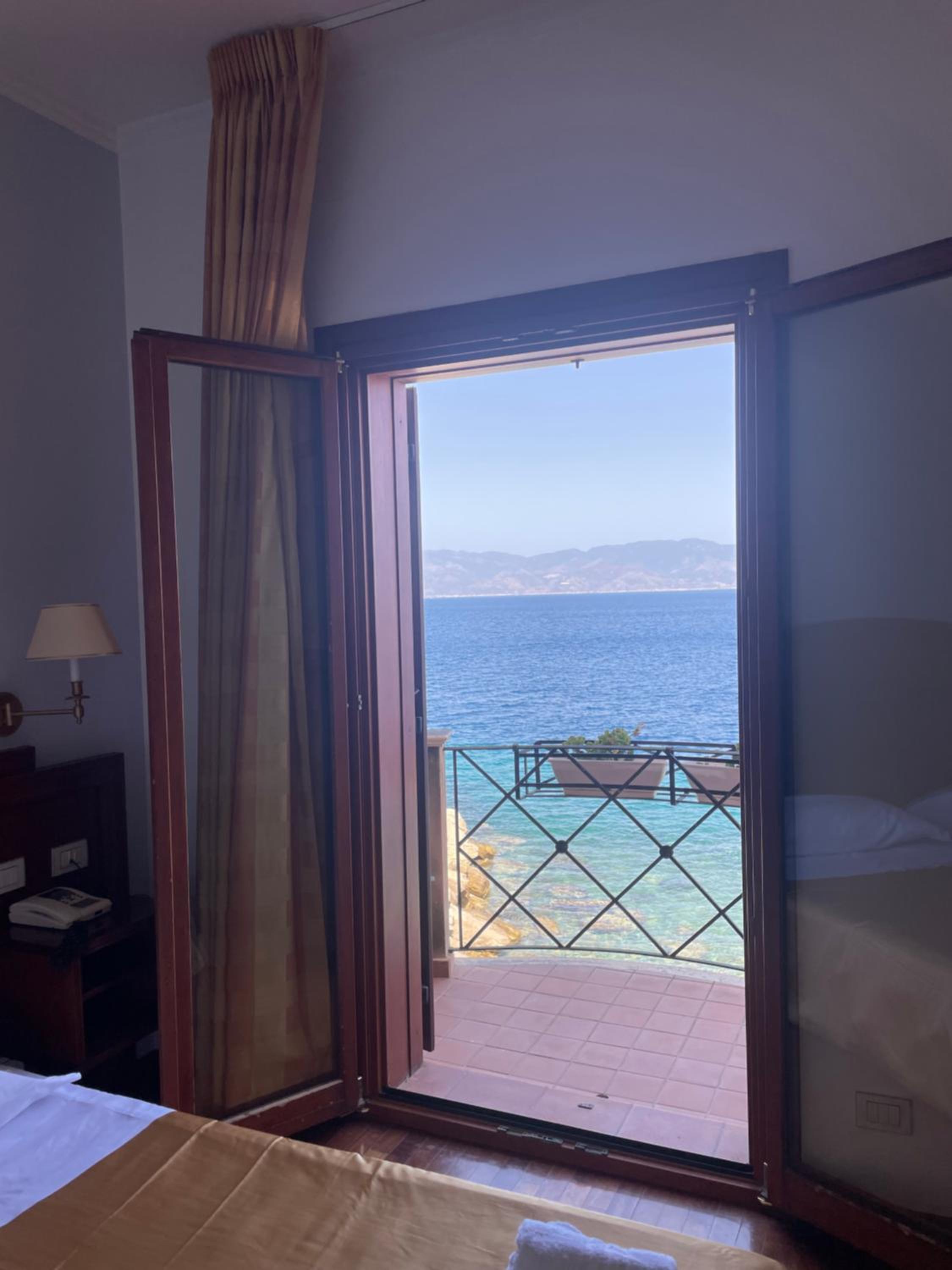Double Room with Sea View - Photo 4