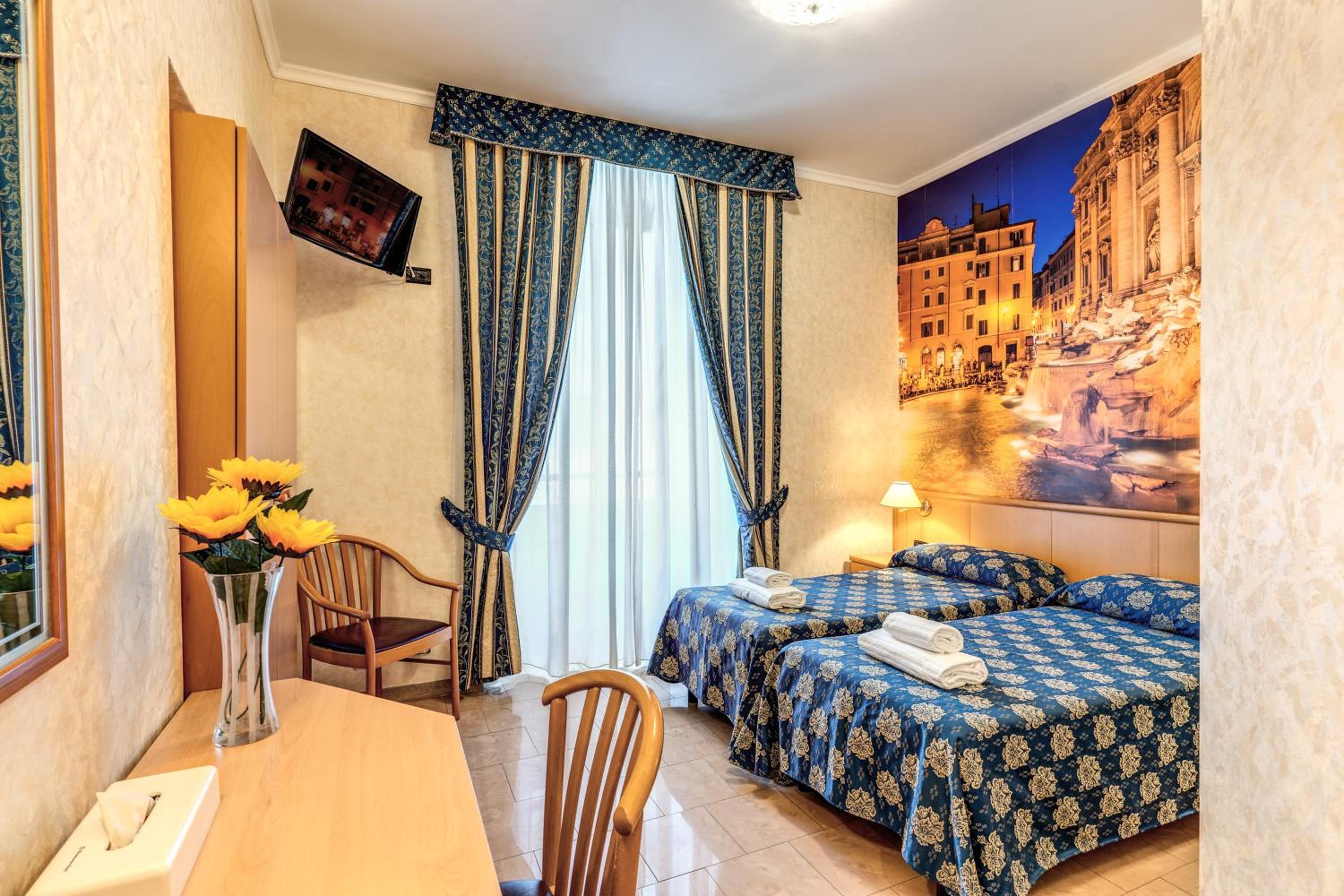 Double Room - Photo 1