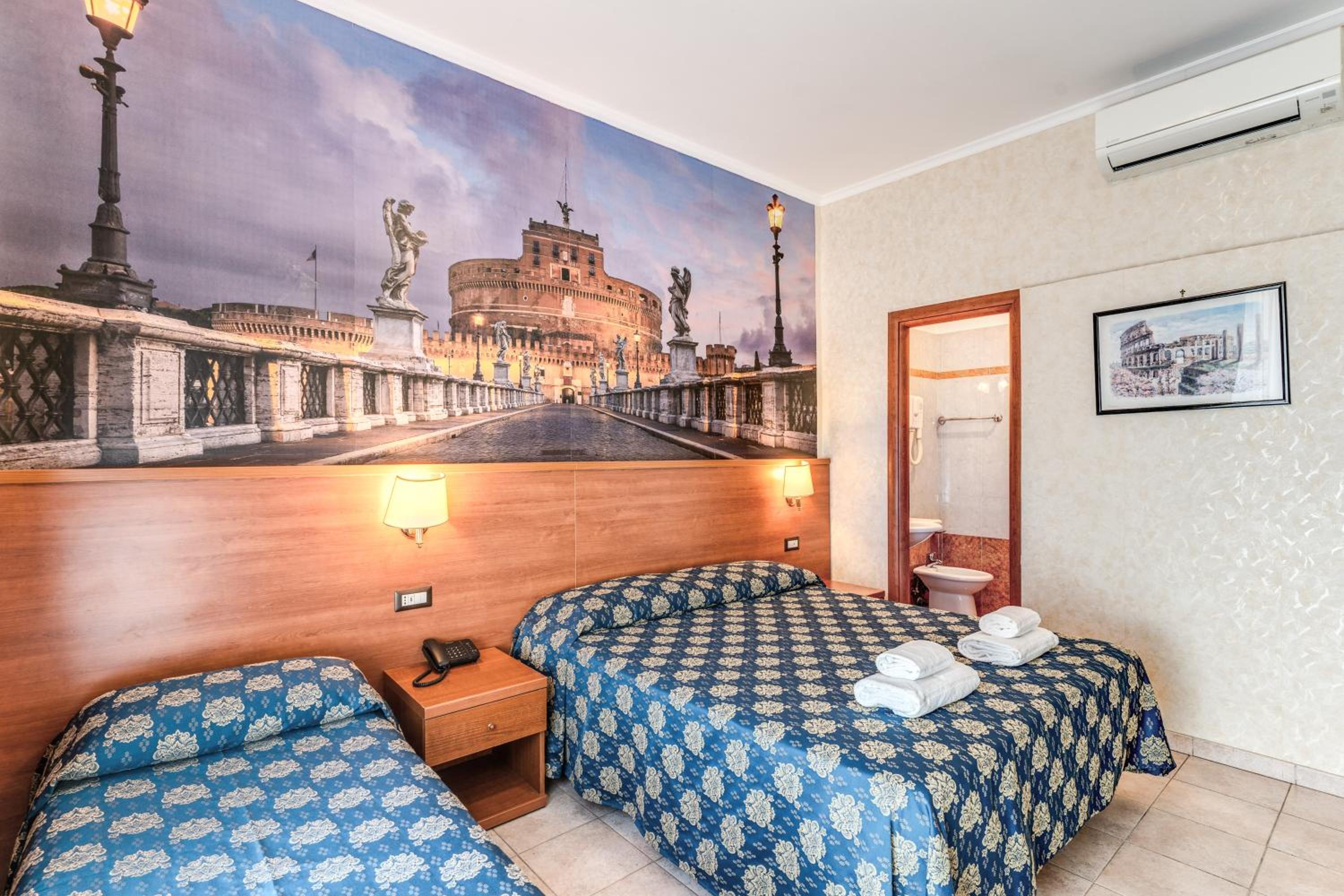 Triple Room - Photo 6