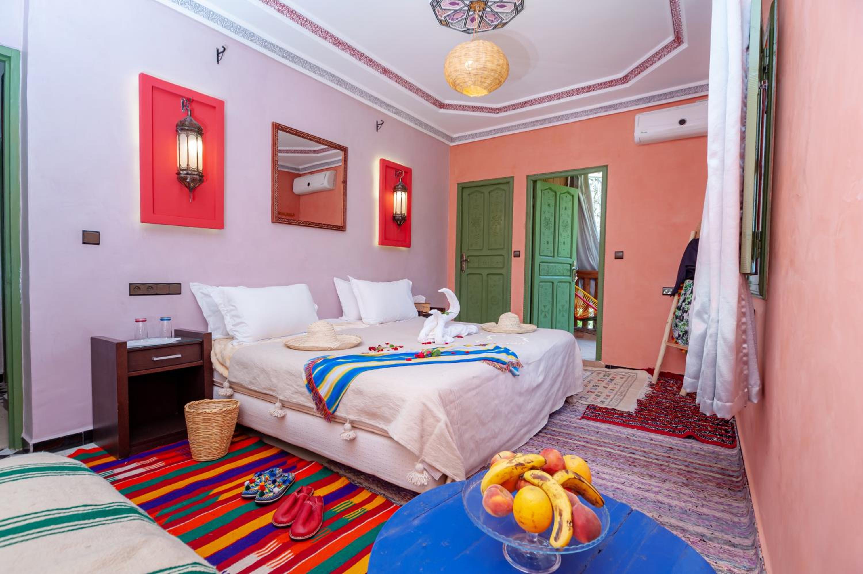Double Room with Mountain View - Photo 1