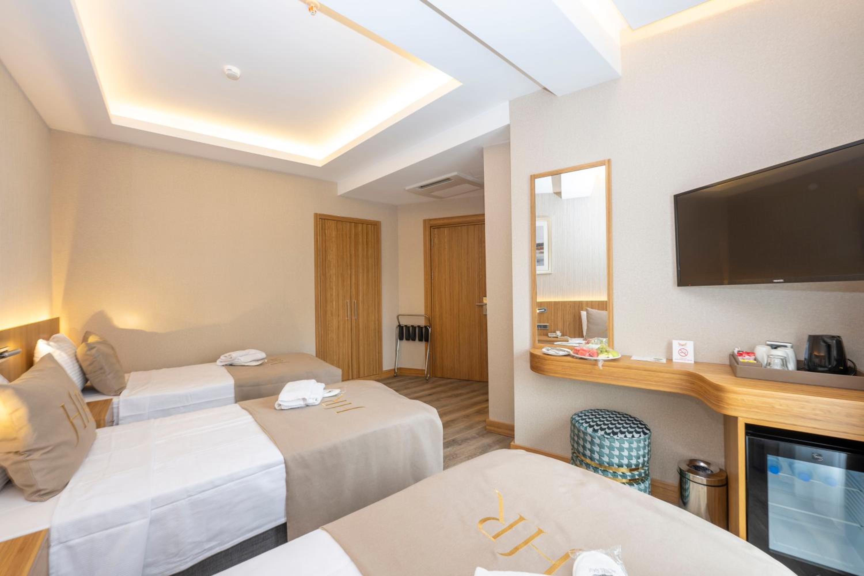 Triple Room photo 3