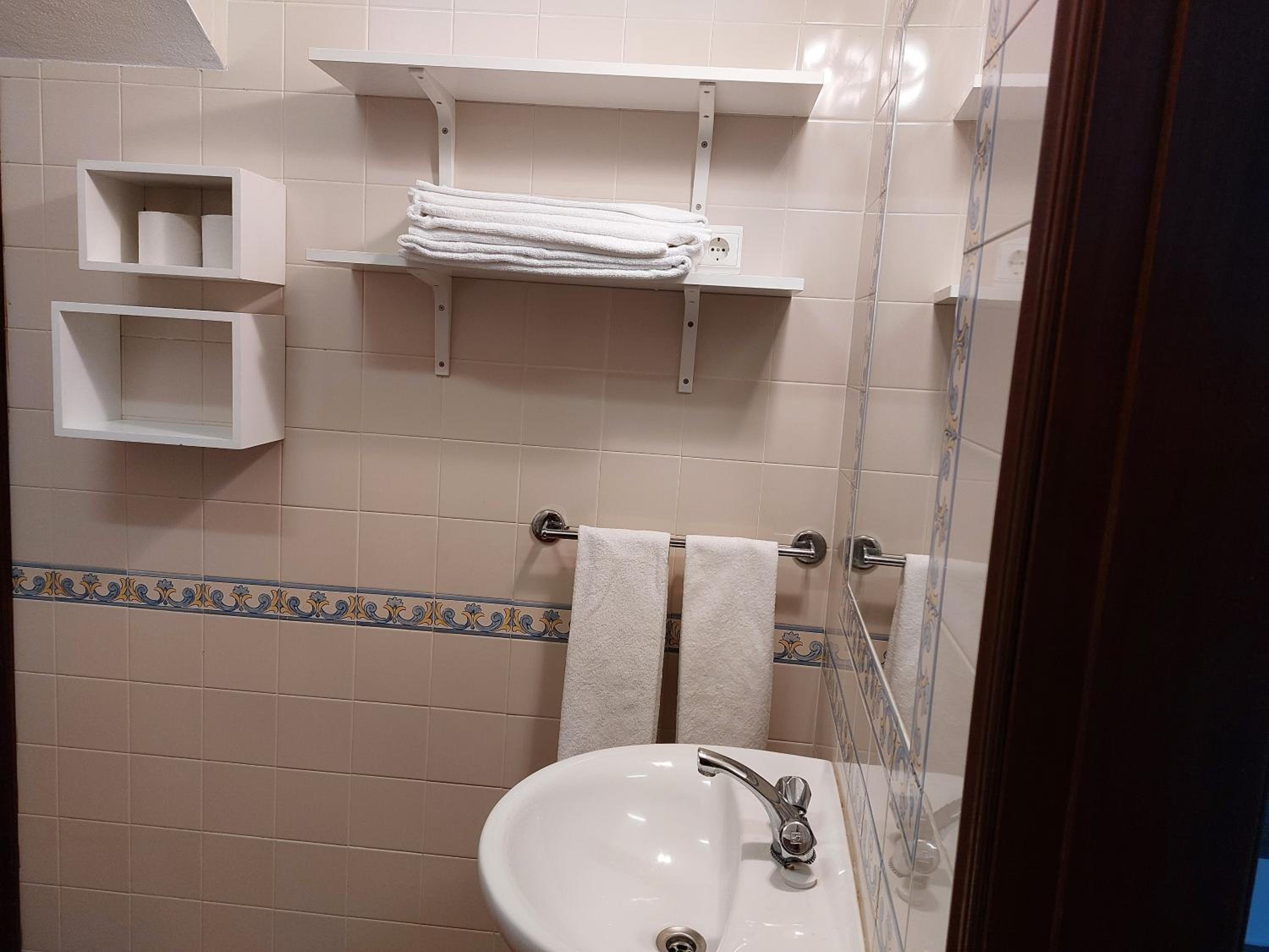 One-Bedroom House photo 3