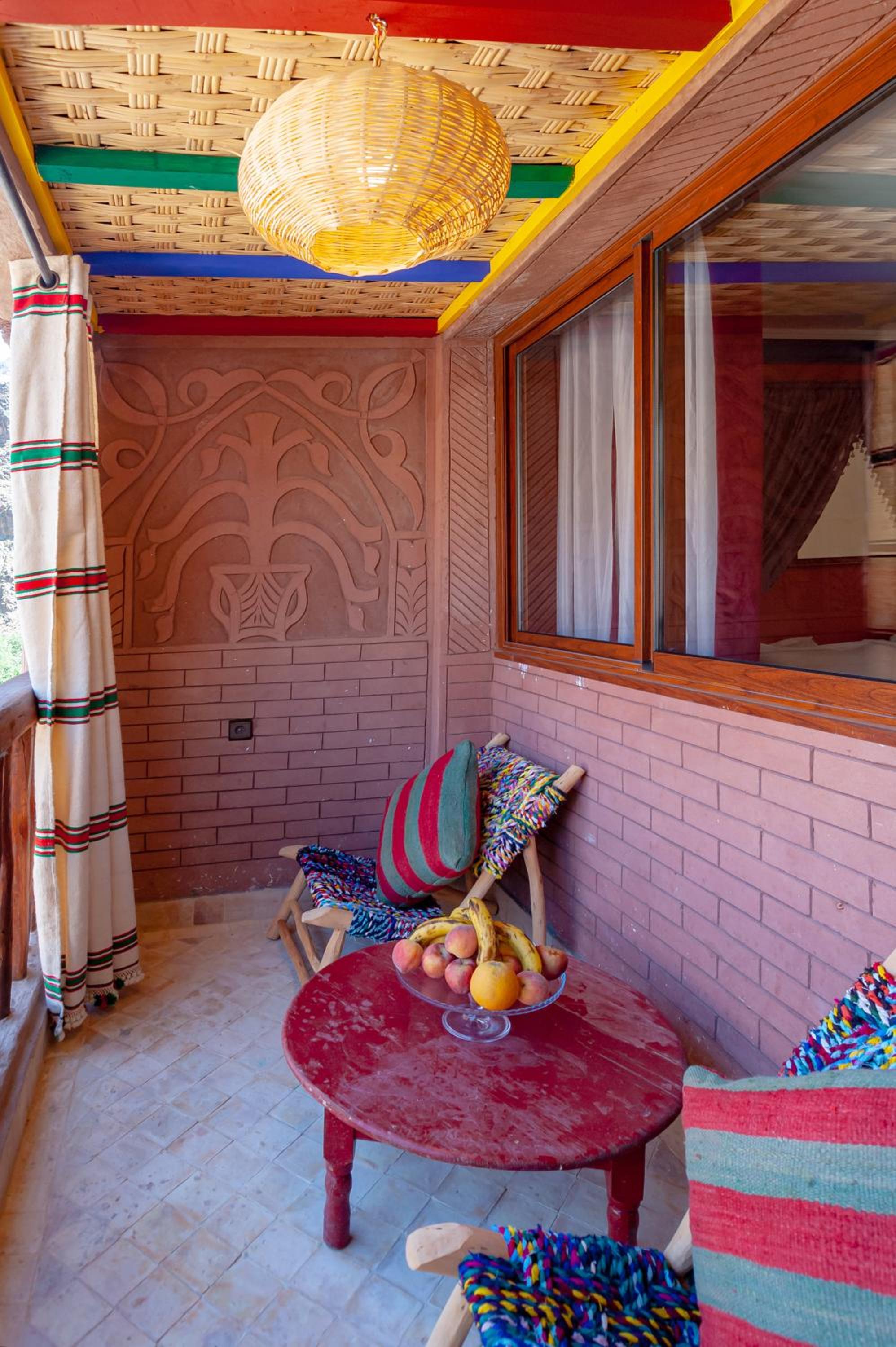 Double or Twin Room with Mountain View - Photo 7