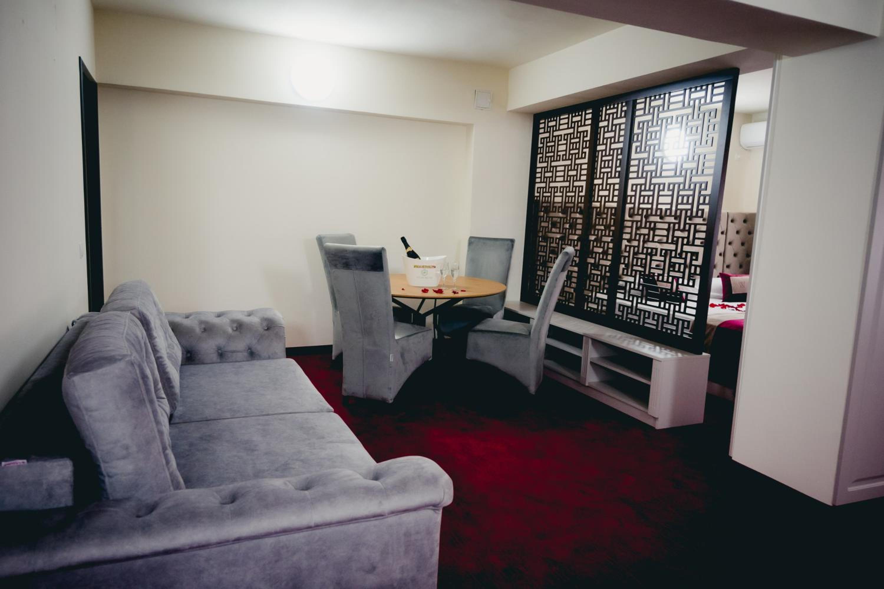 King Suite photo 3