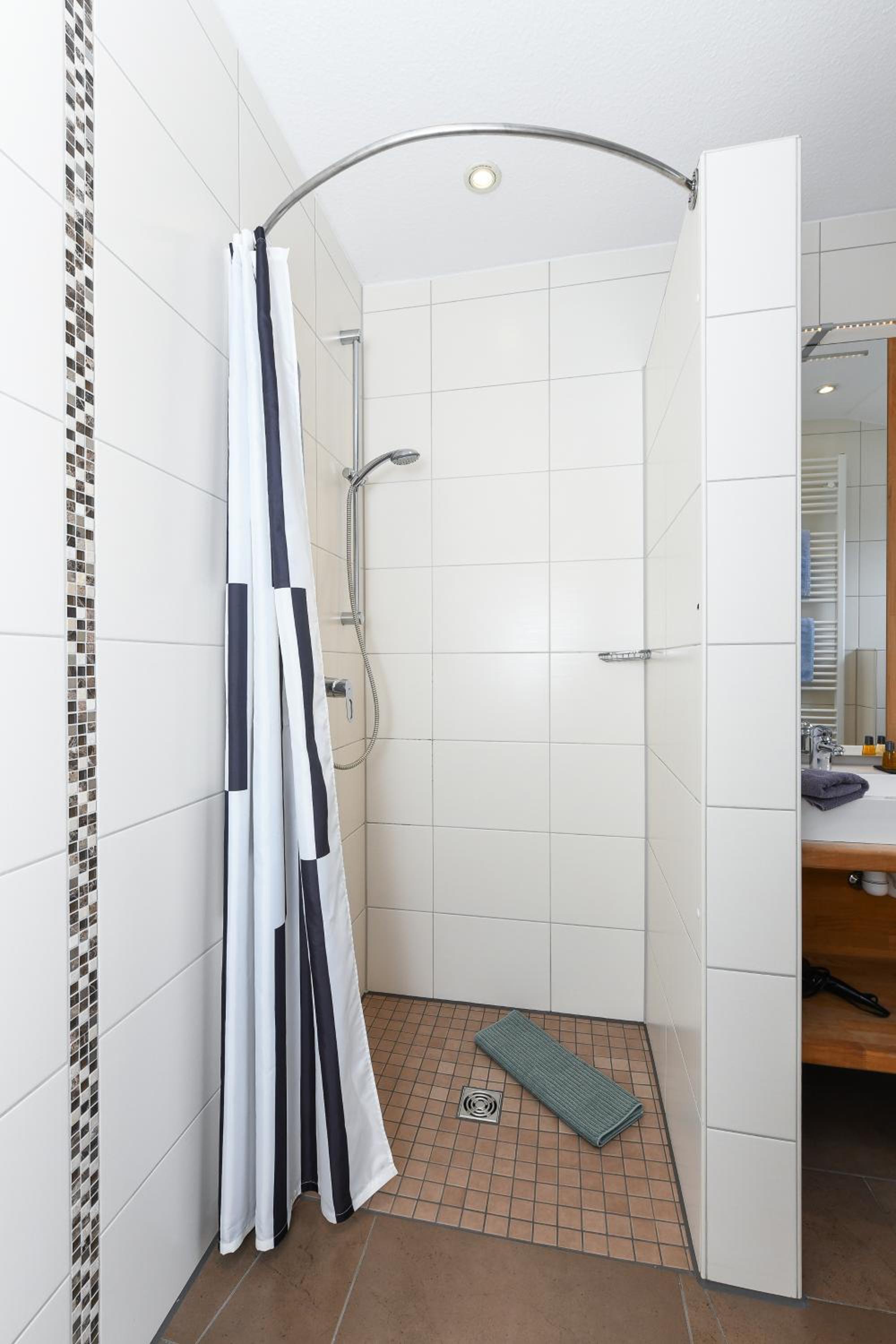 Apartment with Balcony "Seeschwalbe" photo 3