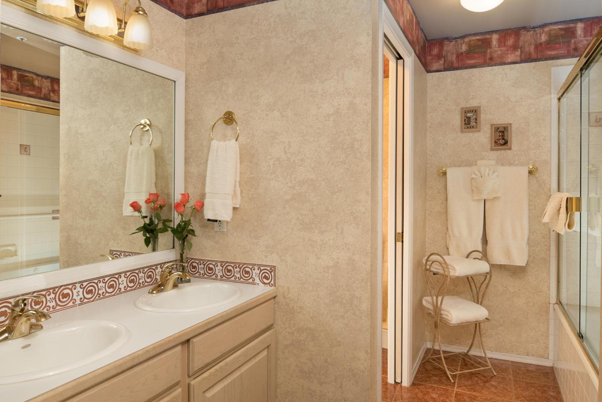 King Room - Ocotillo photo 2