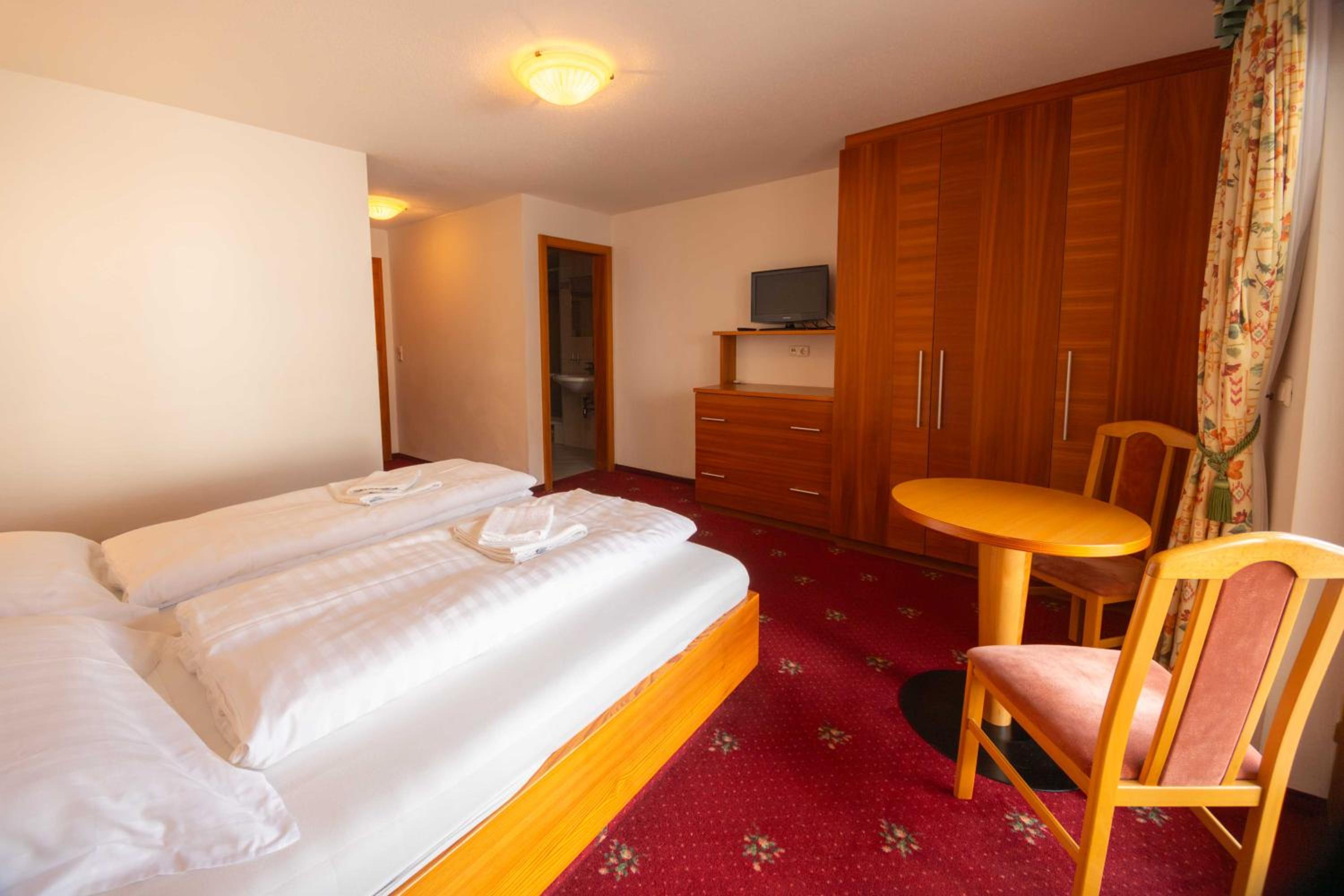 Double Room photo 2