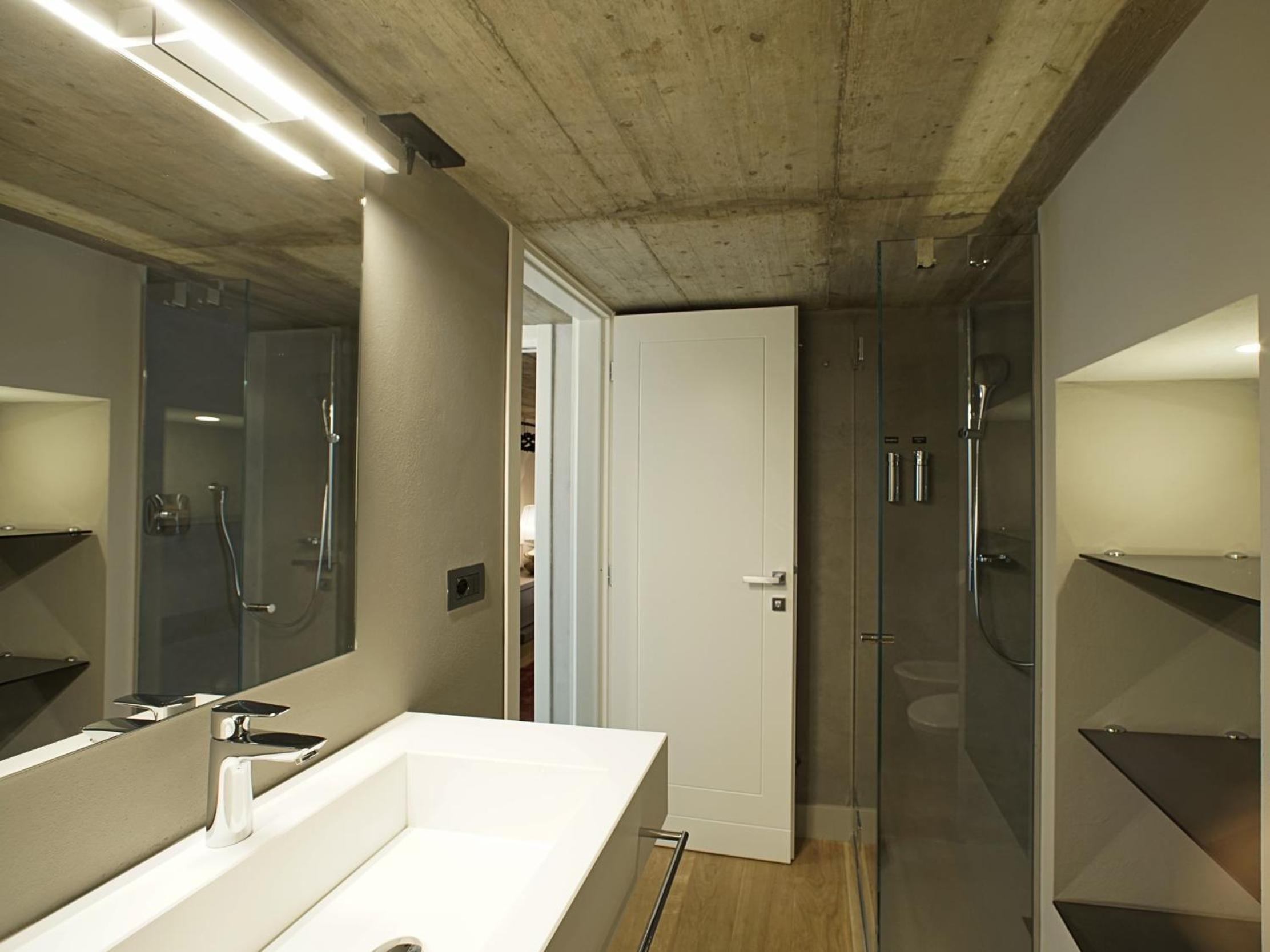 Apartment with Mountain View - Photo 5