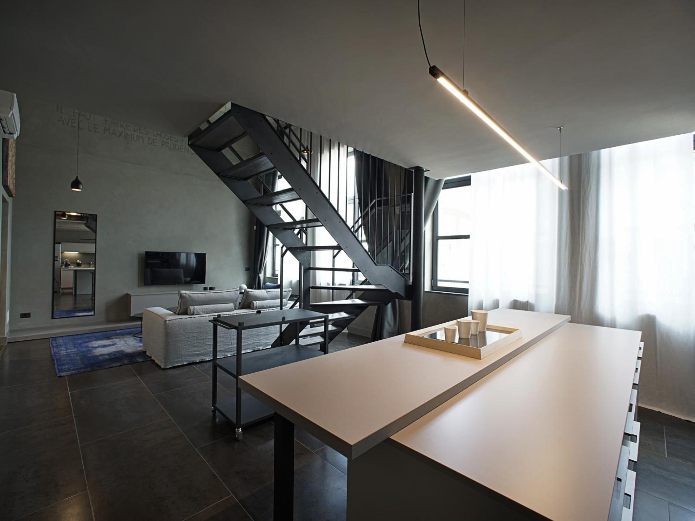 Deluxe Apartment - Photo 8