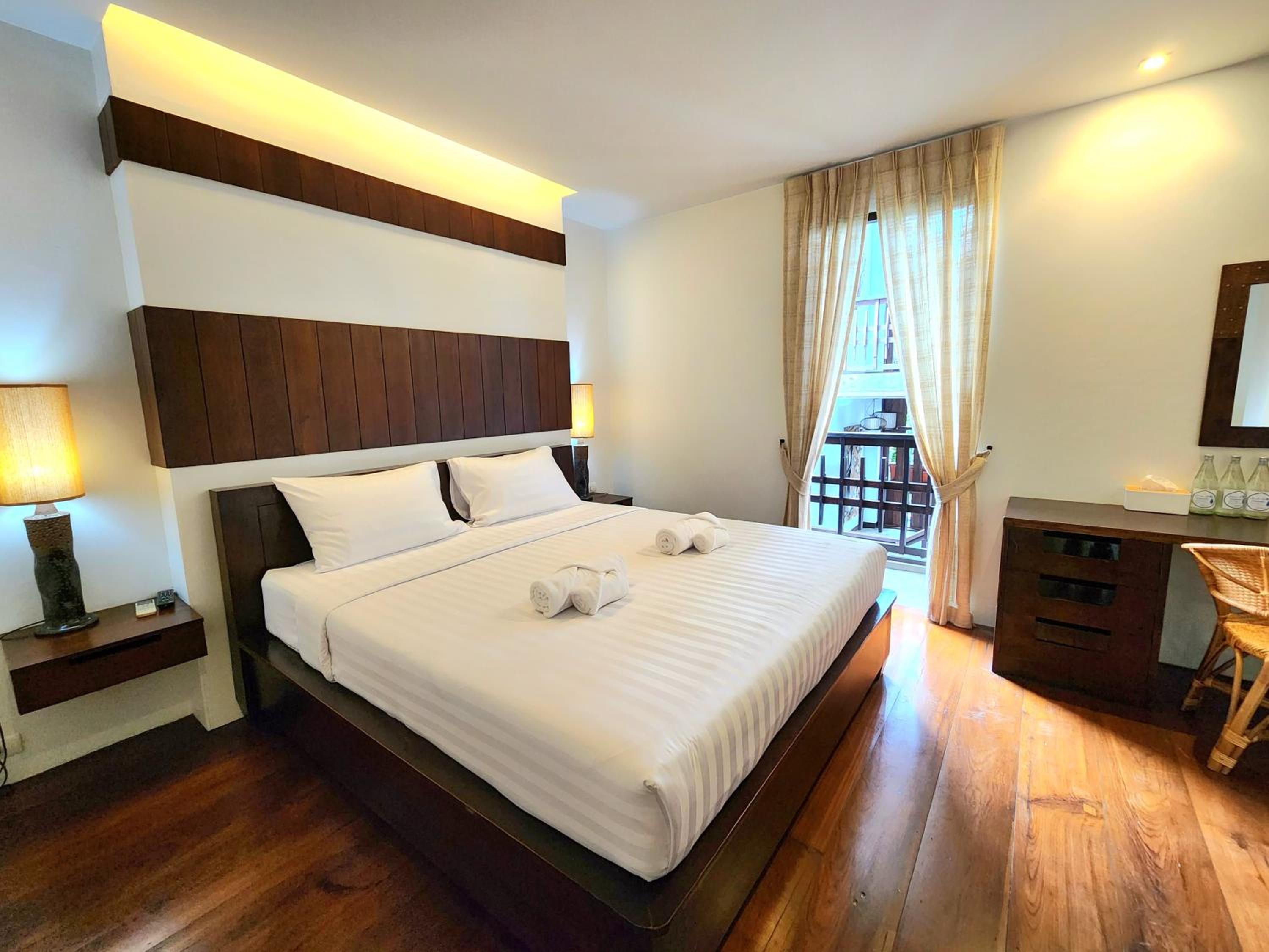 Deluxe Family Room