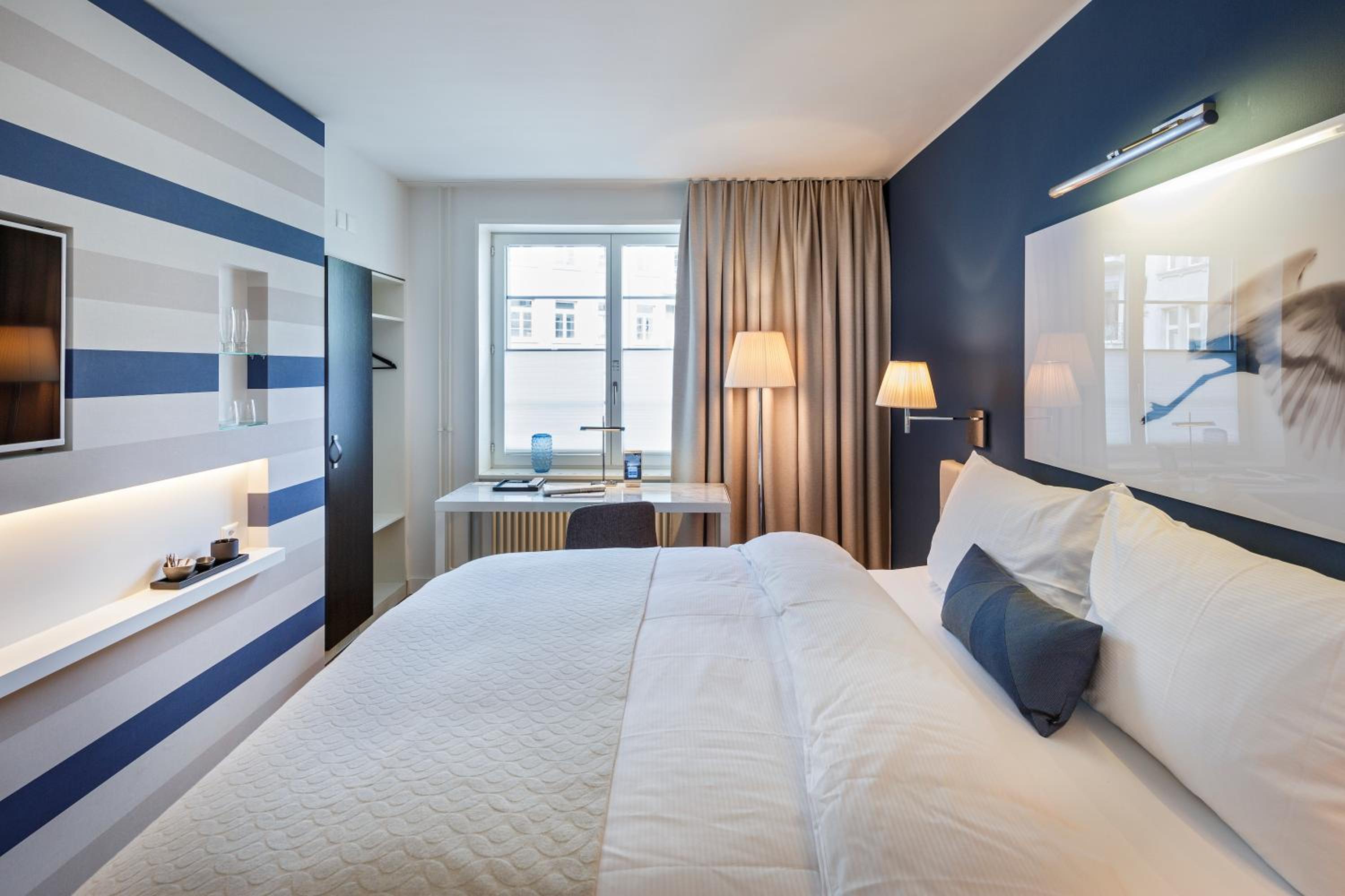 Double Room - Photo 4