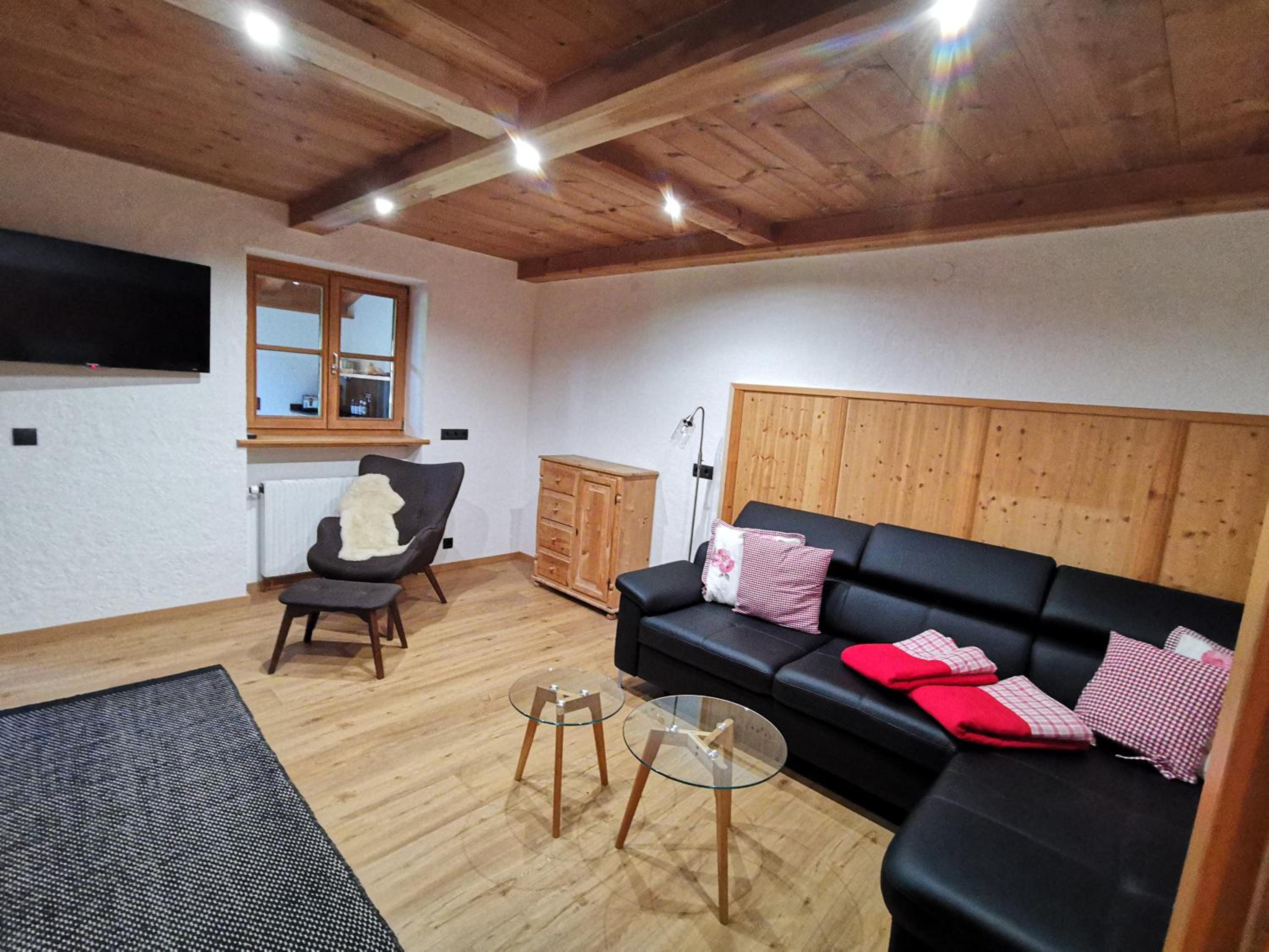 Two-Bedroom Deluxe Apartment photo 1