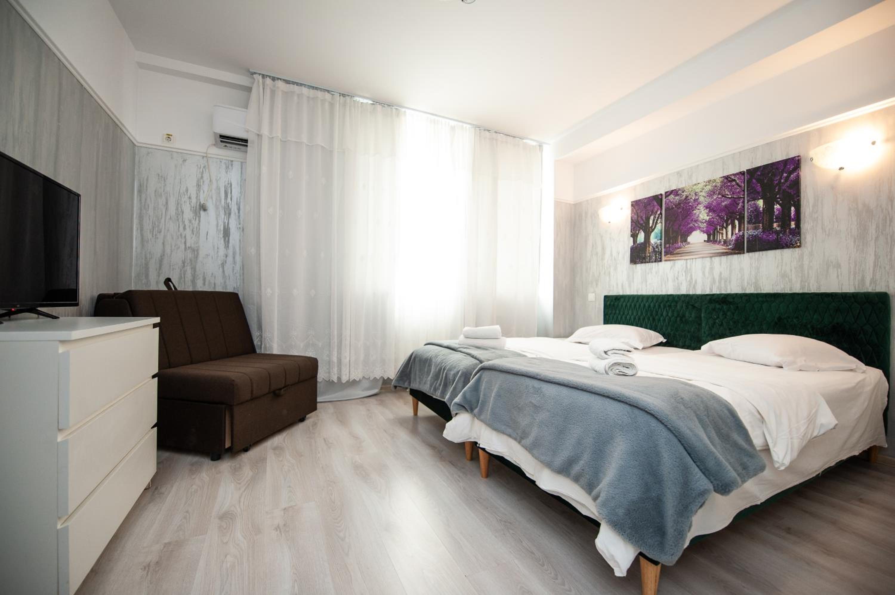 Double or Twin Room - Photo 37