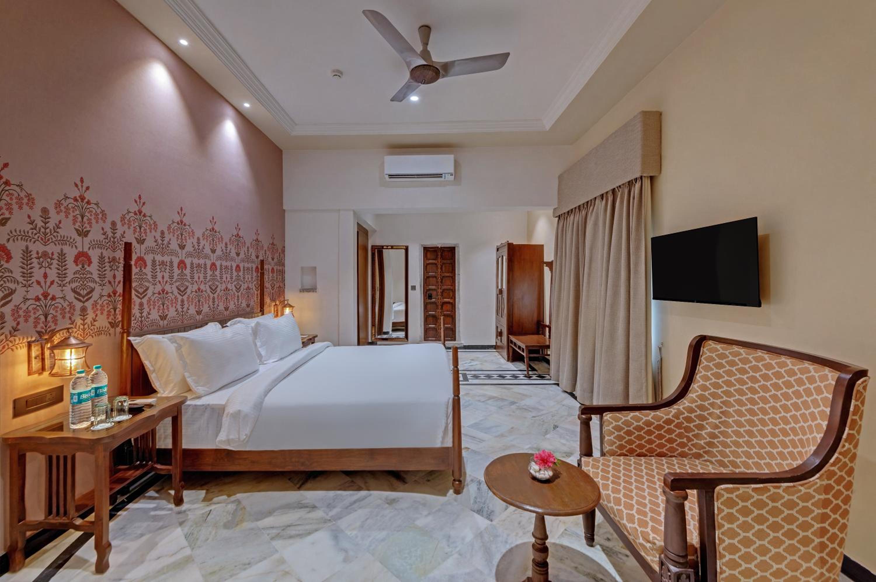 Winter Green Premium Room - Photo 14