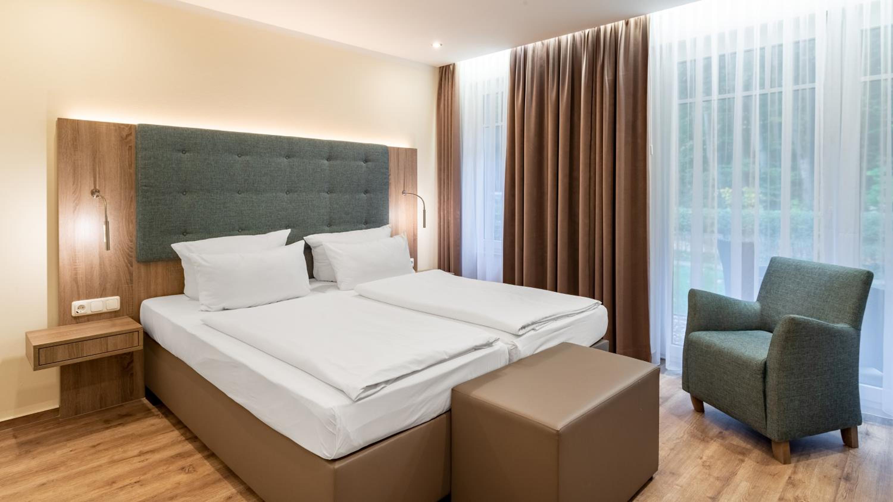 Deluxe Double Room - Photo 1