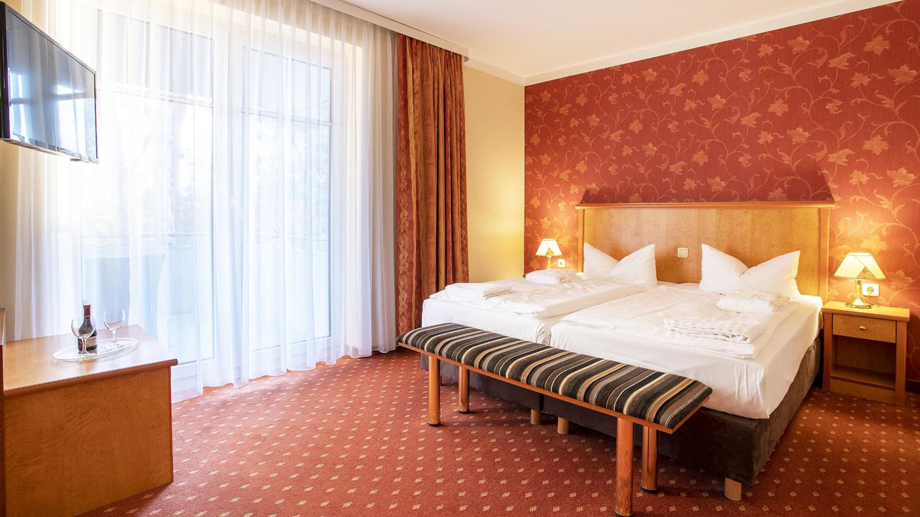 Suite - Photo 2