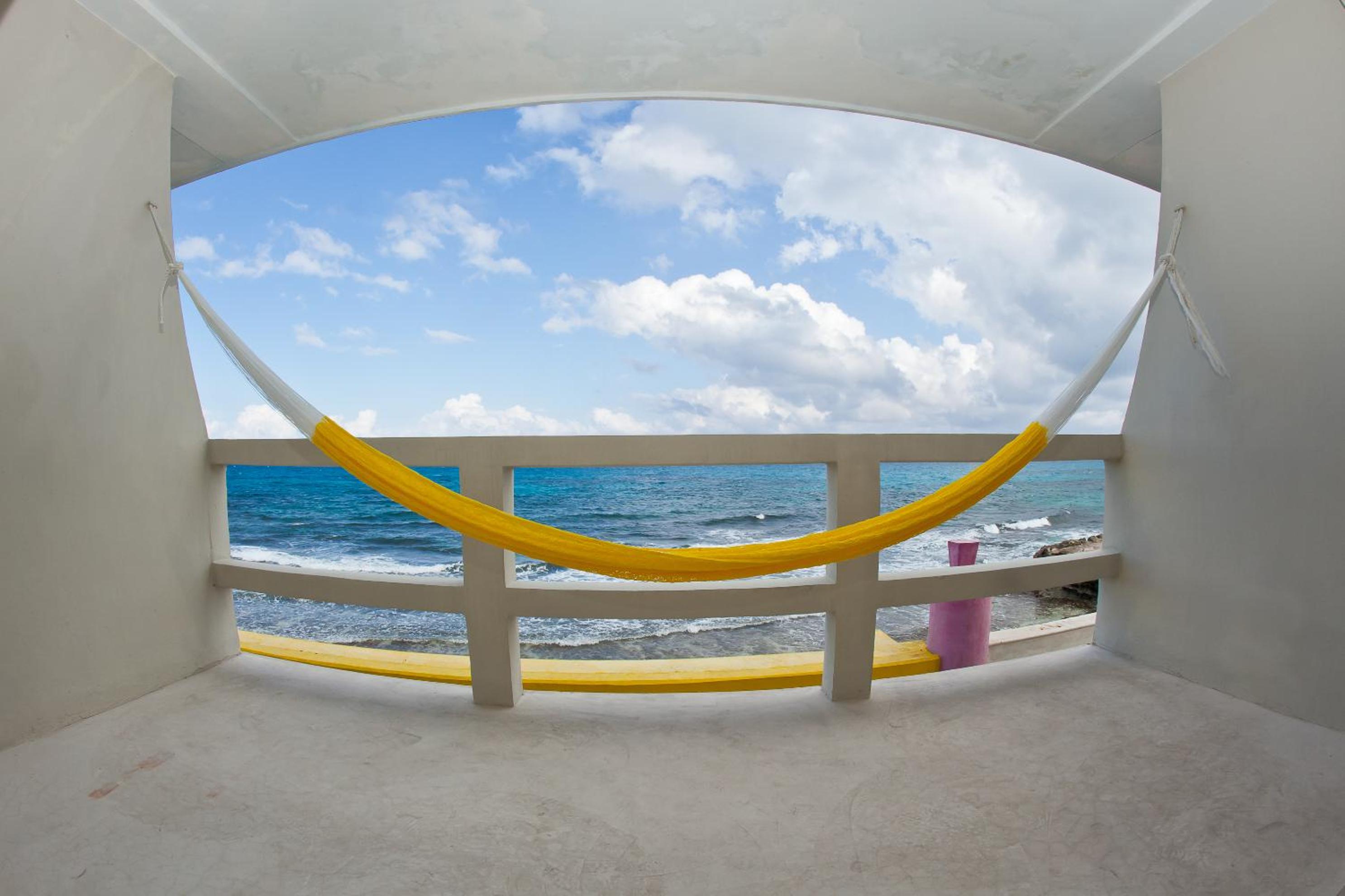 Room with Ocean View - Photo 18