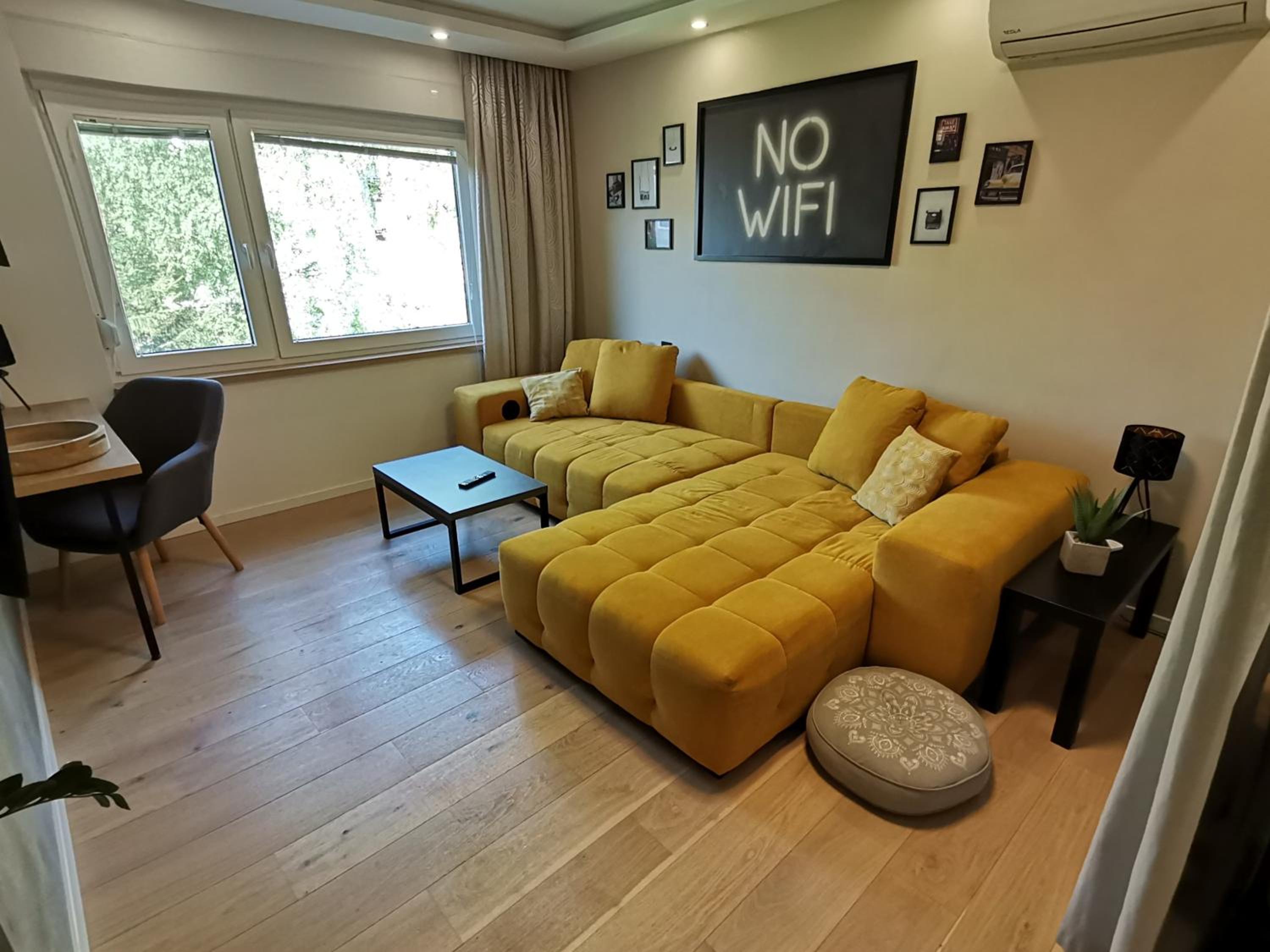 Studio Apartment photo 1