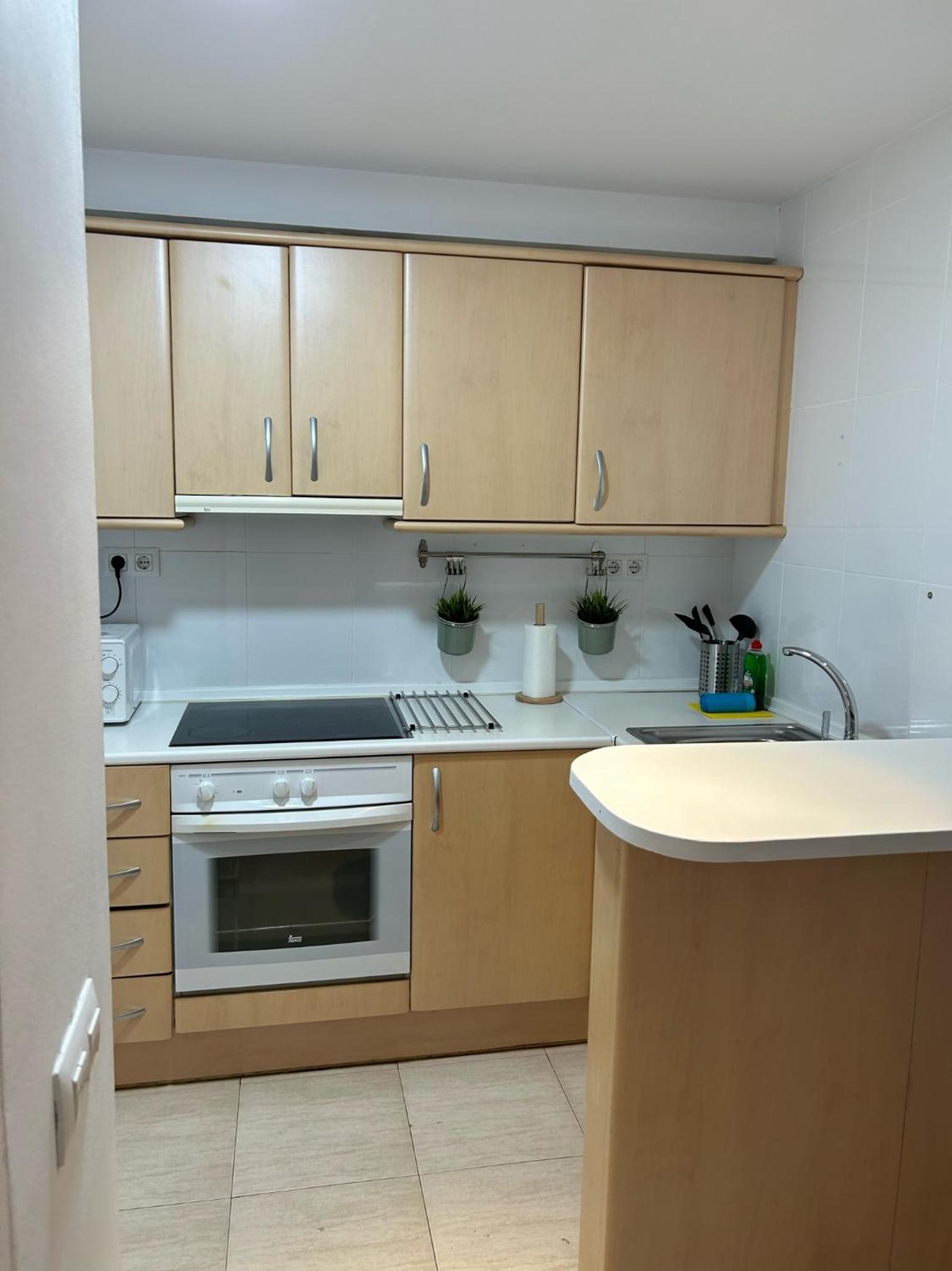 One-Bedroom Apartment photo 2