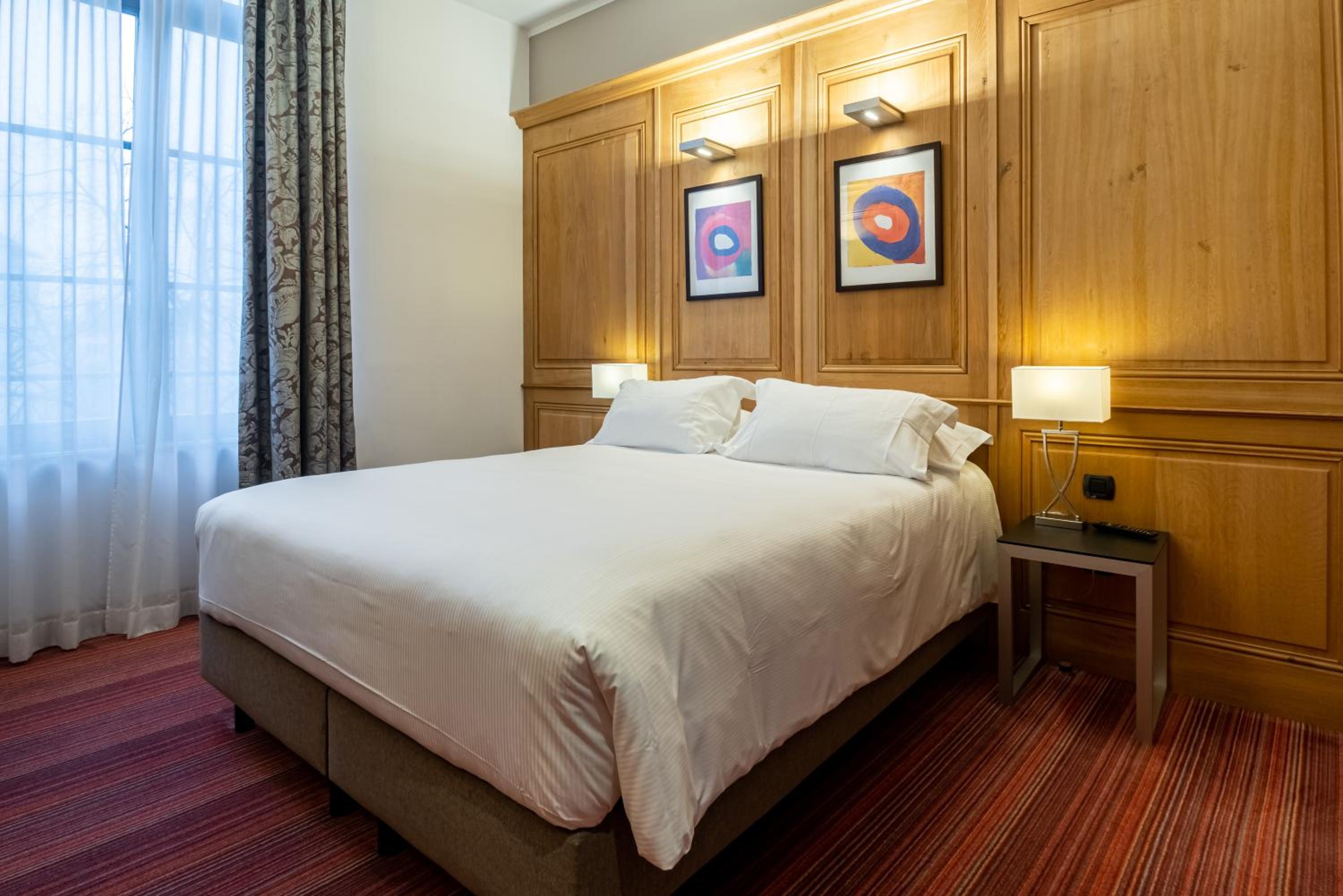 Guest room, 1 Double, City view - Photo 1