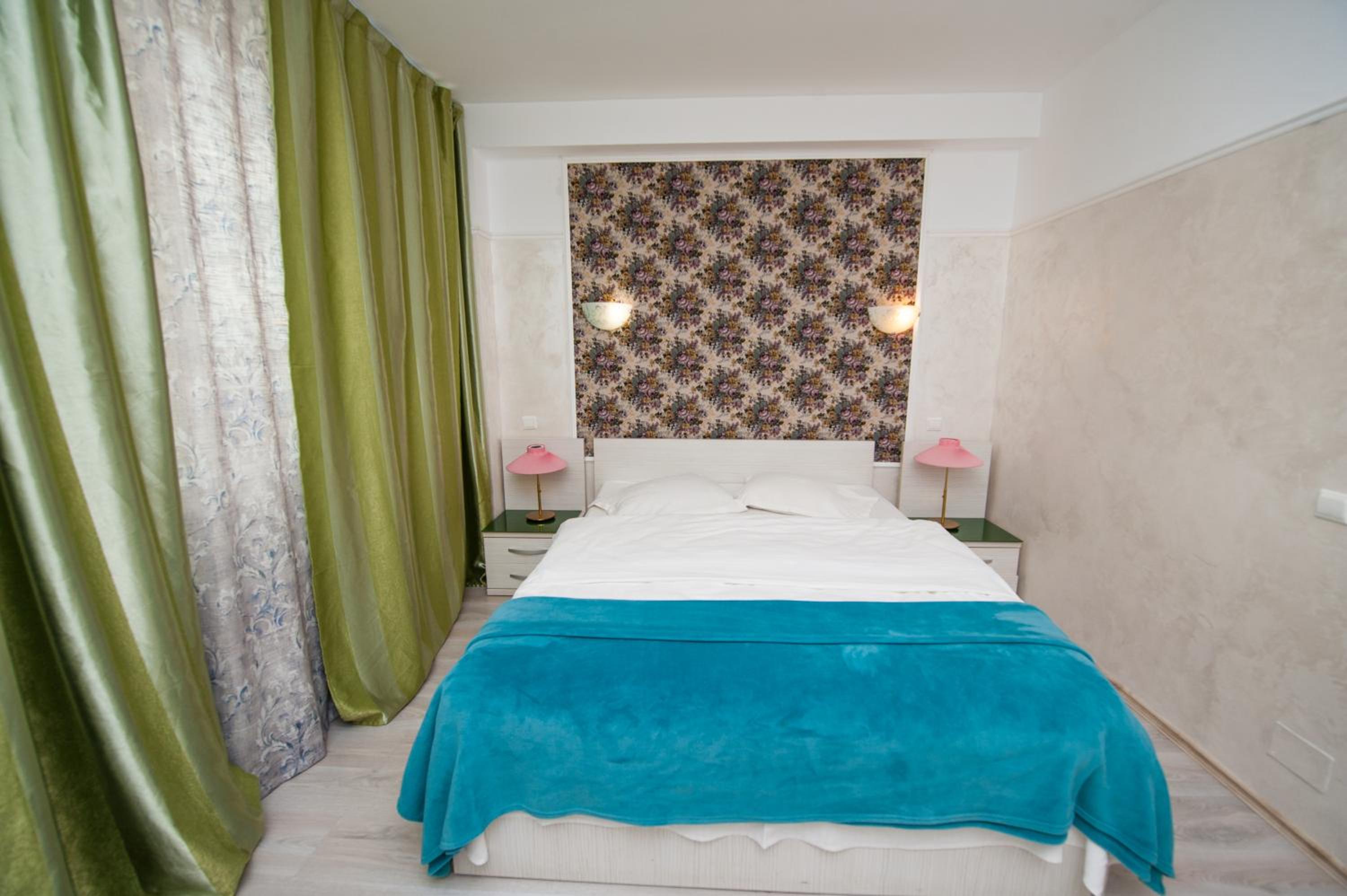 Double or Twin Room - Photo 43