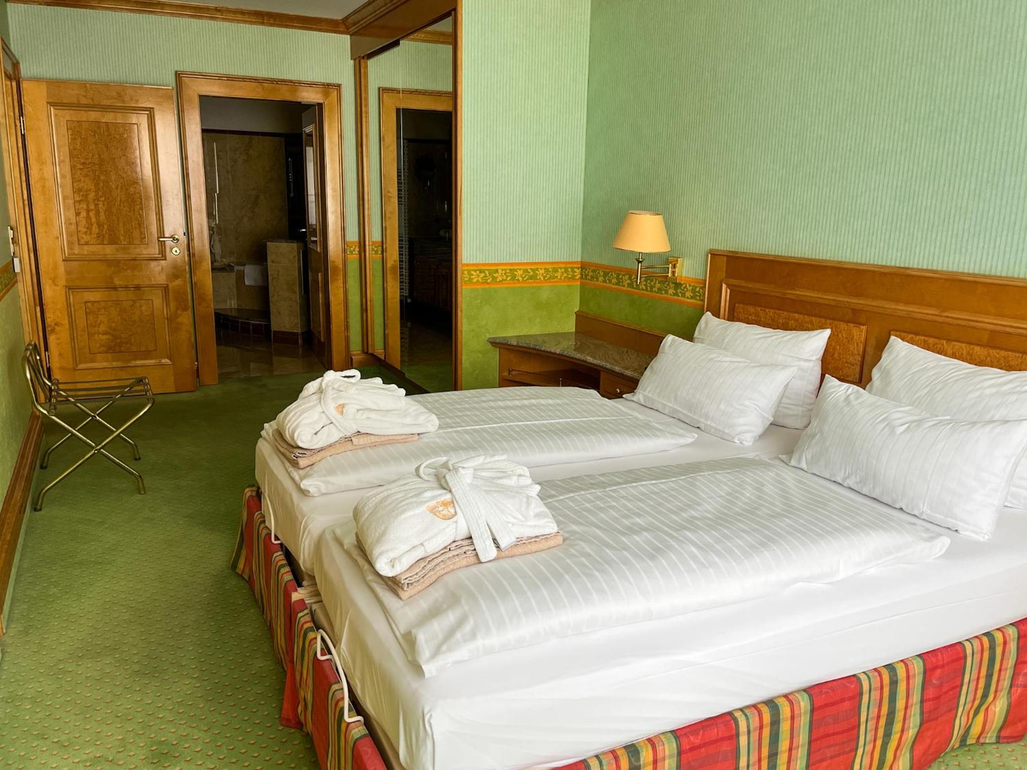 Suite (4 Adults)