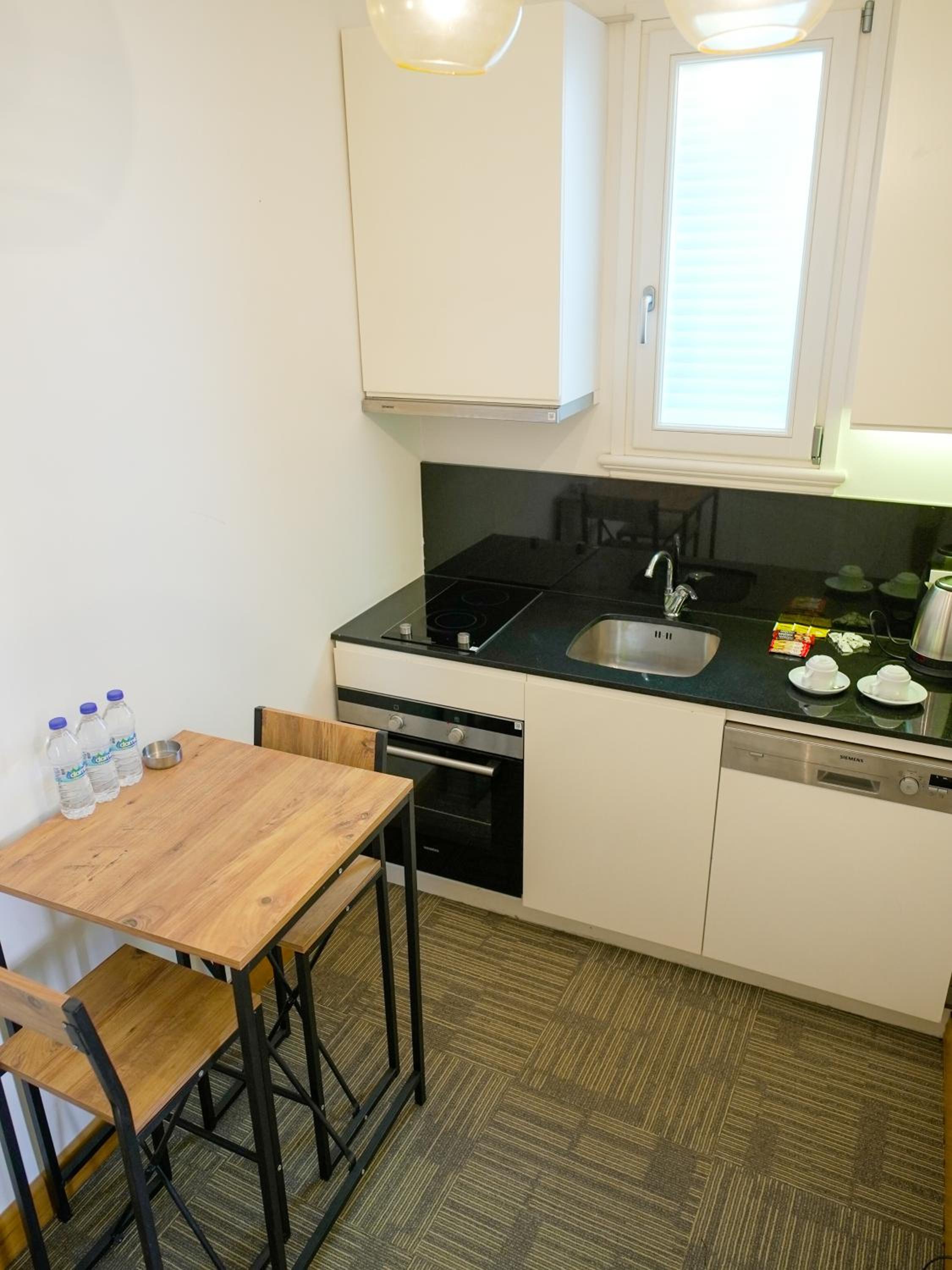 Deluxe Double Room With Shower photo 3