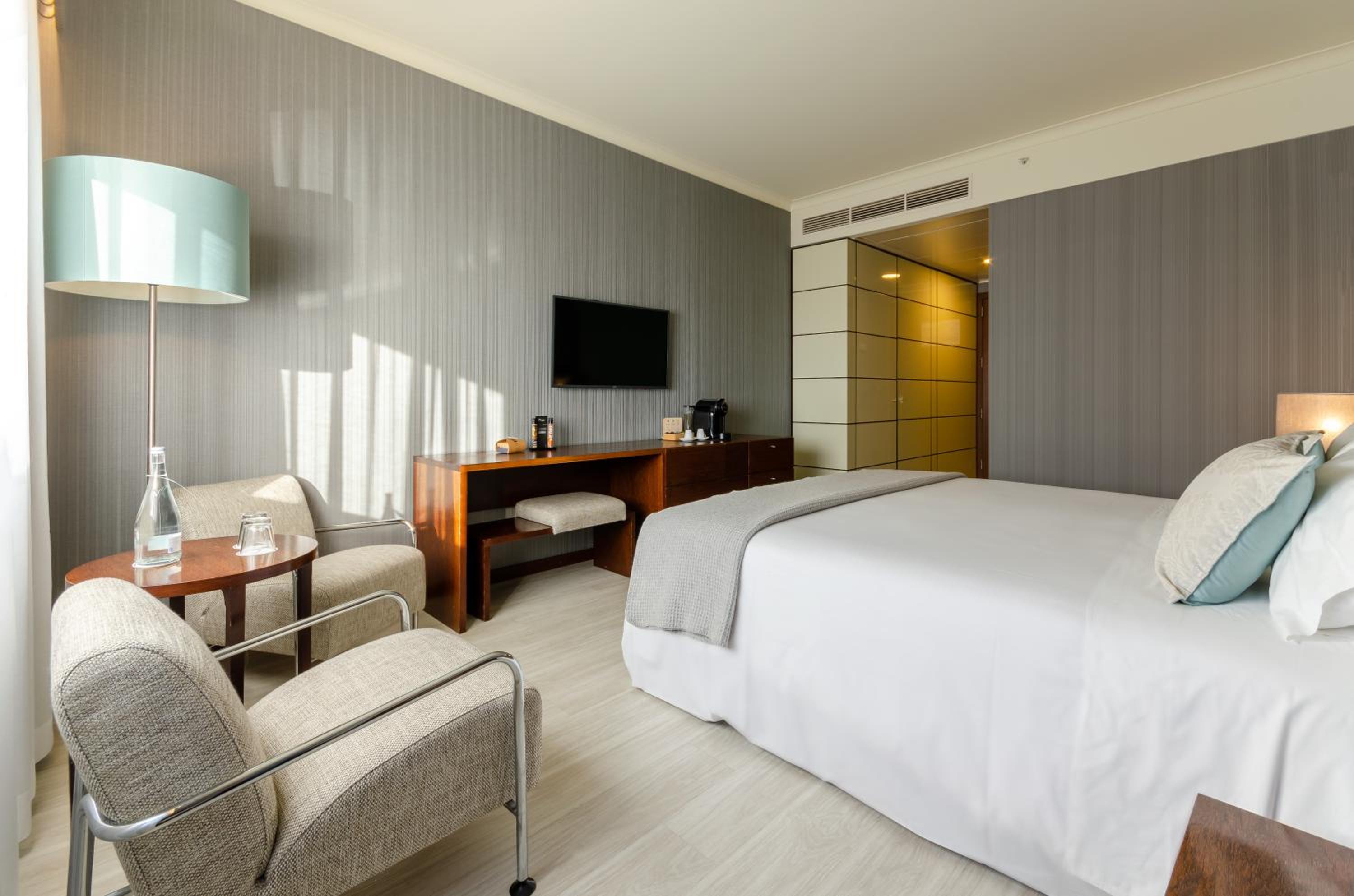 Double or Twin Room with Extra Bed (2 Adults + 1 Child)