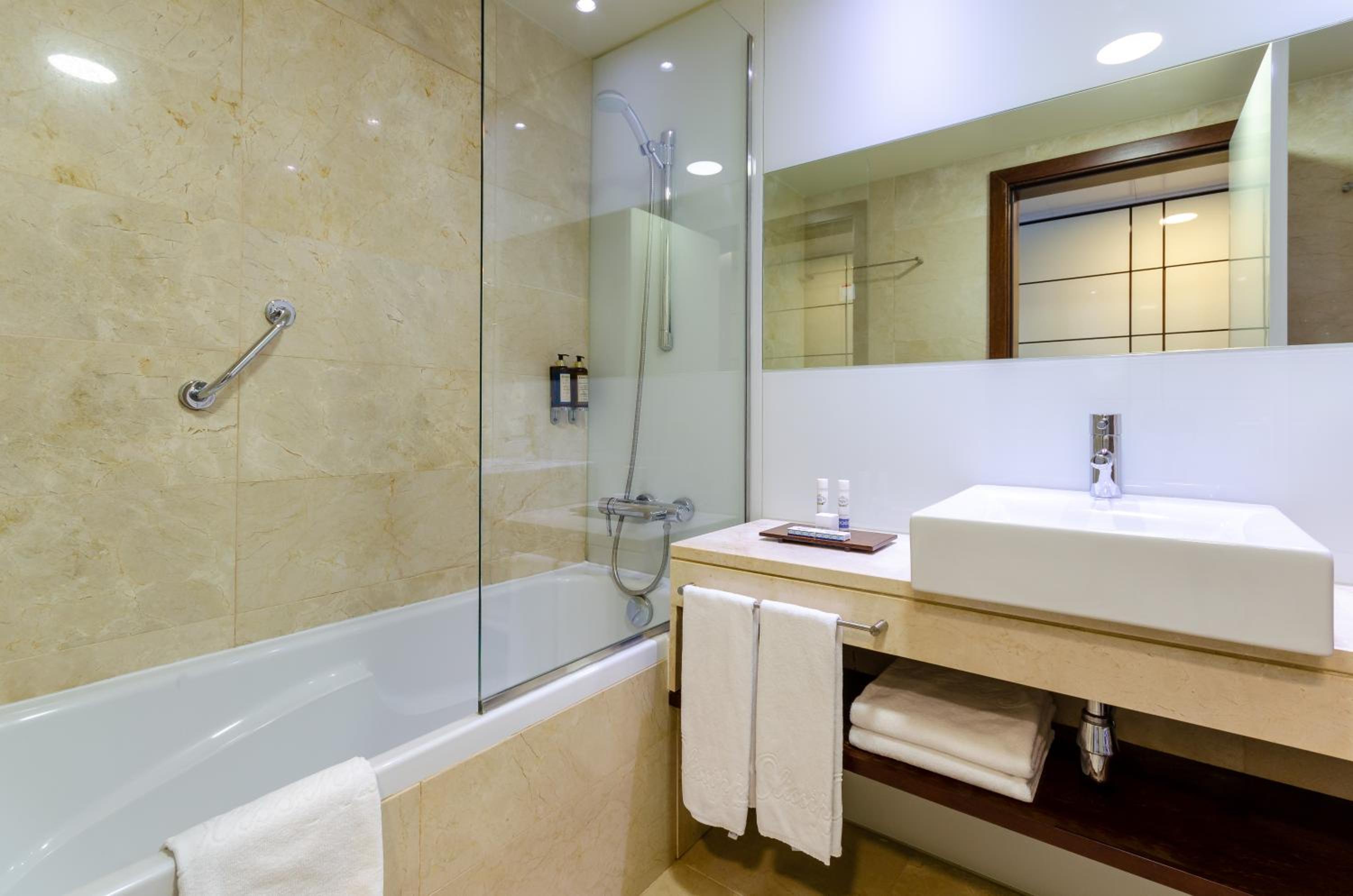 Junior Suite thumbnail 5
