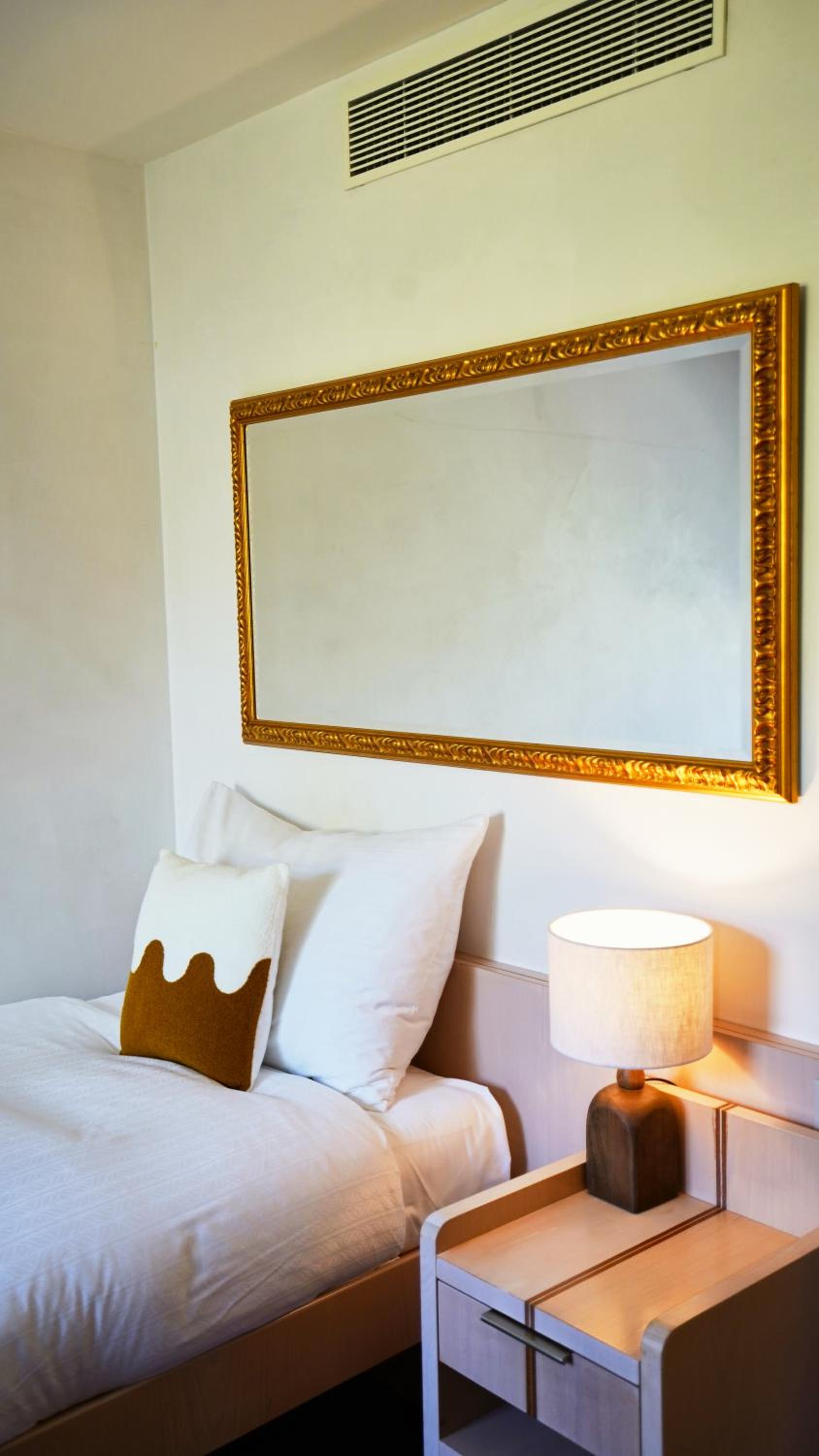 Single Room with Castle View