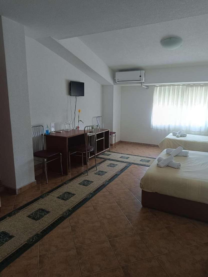 Superior Triple Room - Photo 2
