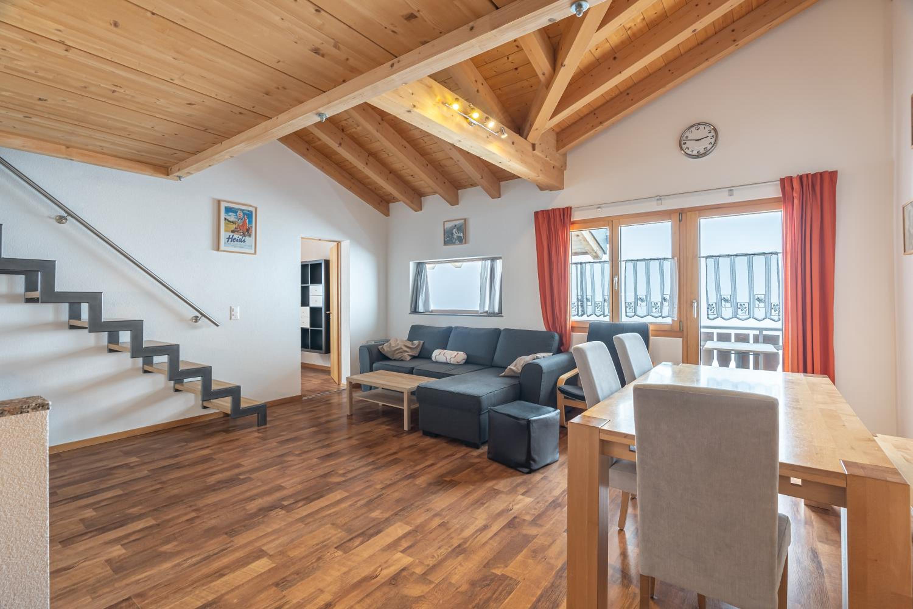 One-Bedroom Apartment - Penthouse  photo 2