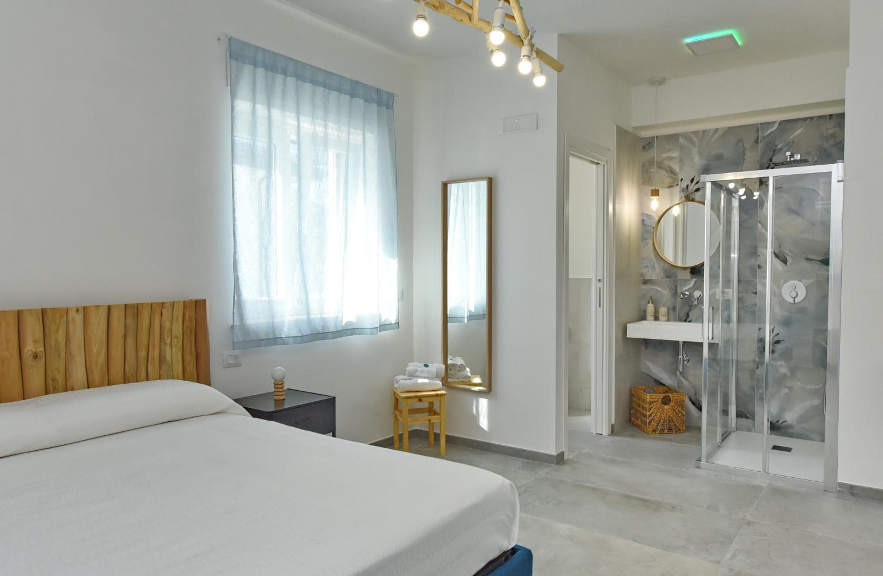 Large Double Room