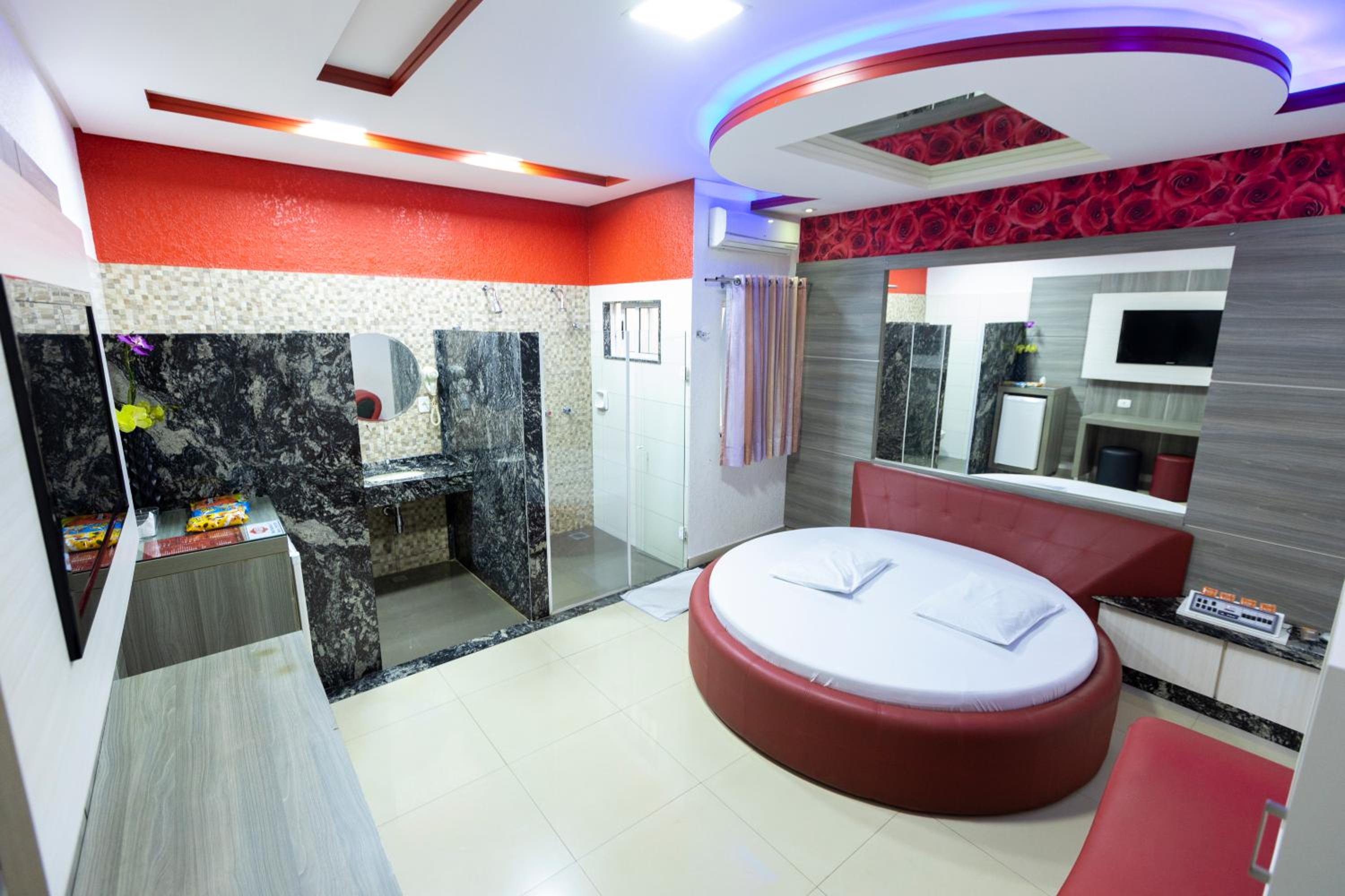 Deluxe Double Room with Shower
