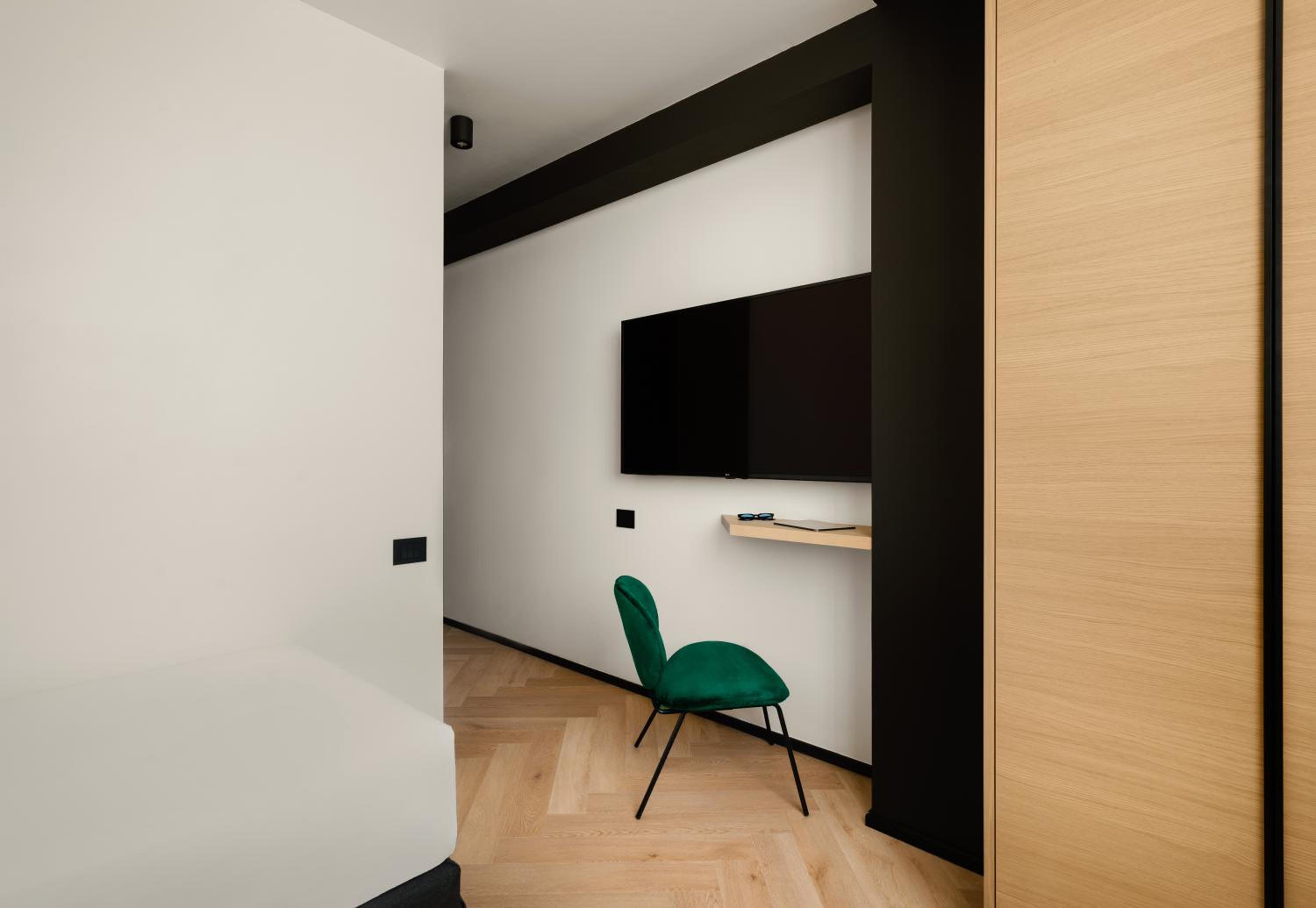 Single Room photo 3