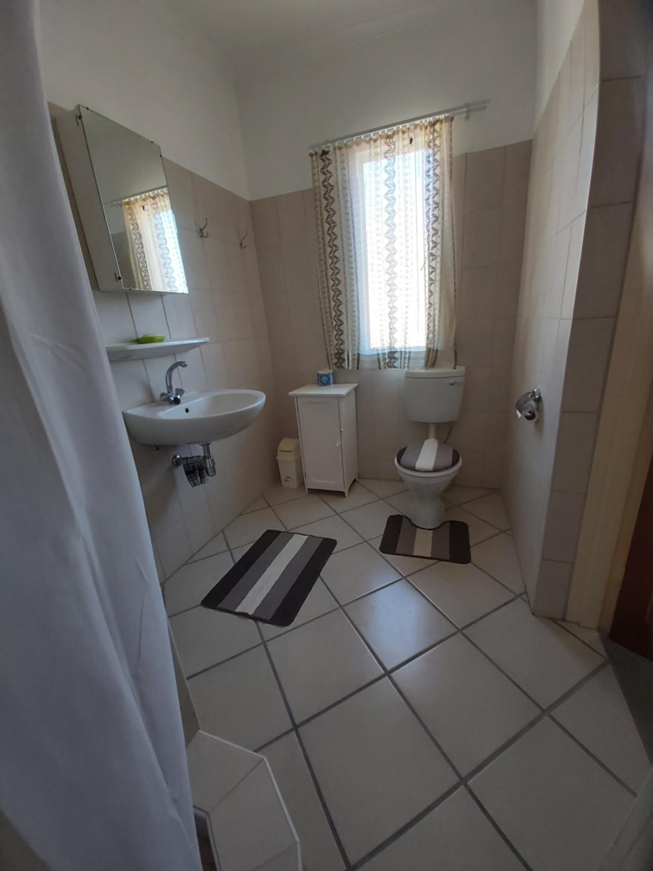Standard Twin Room photo 3