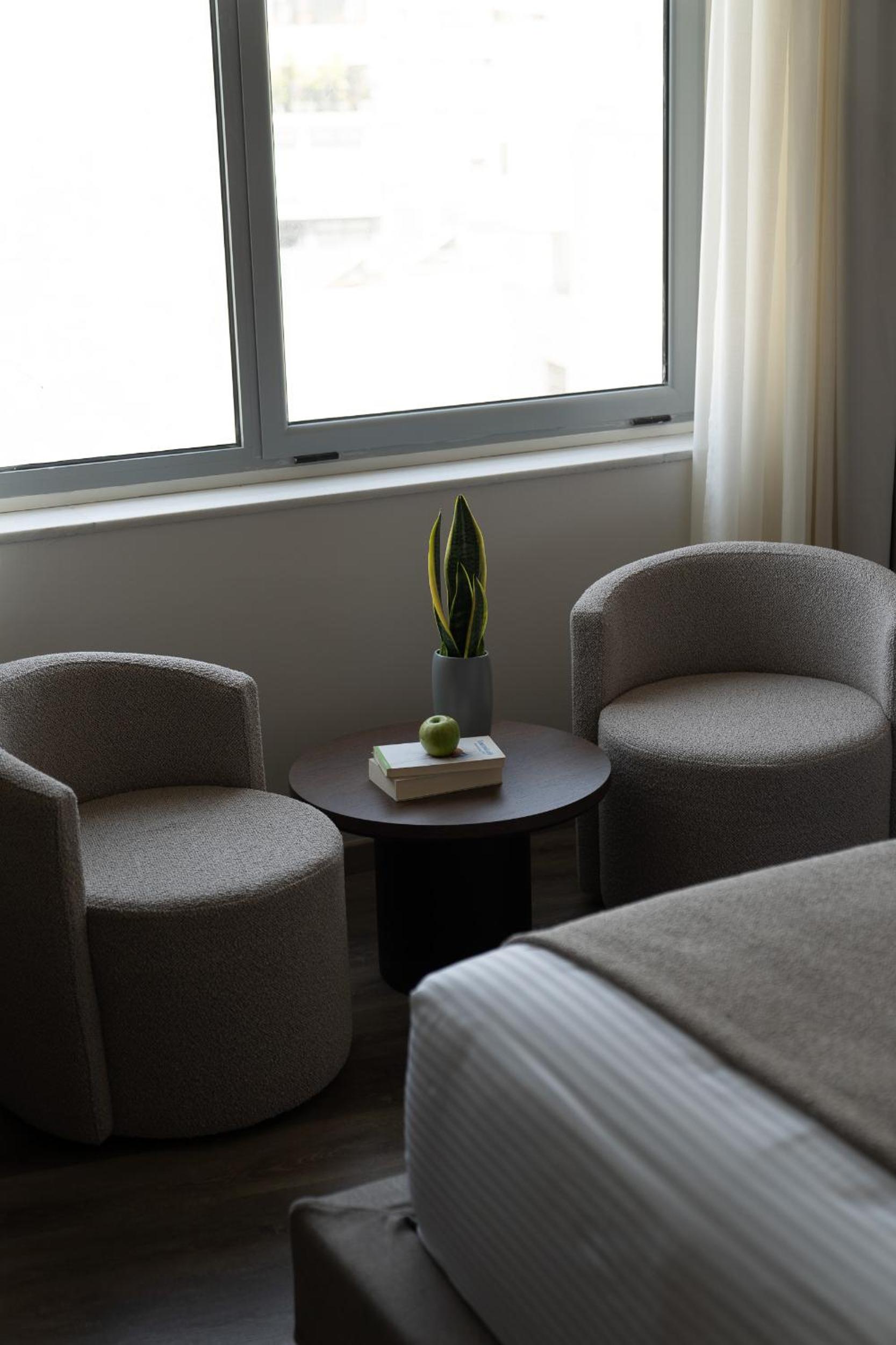 Deluxe Suite photo 2