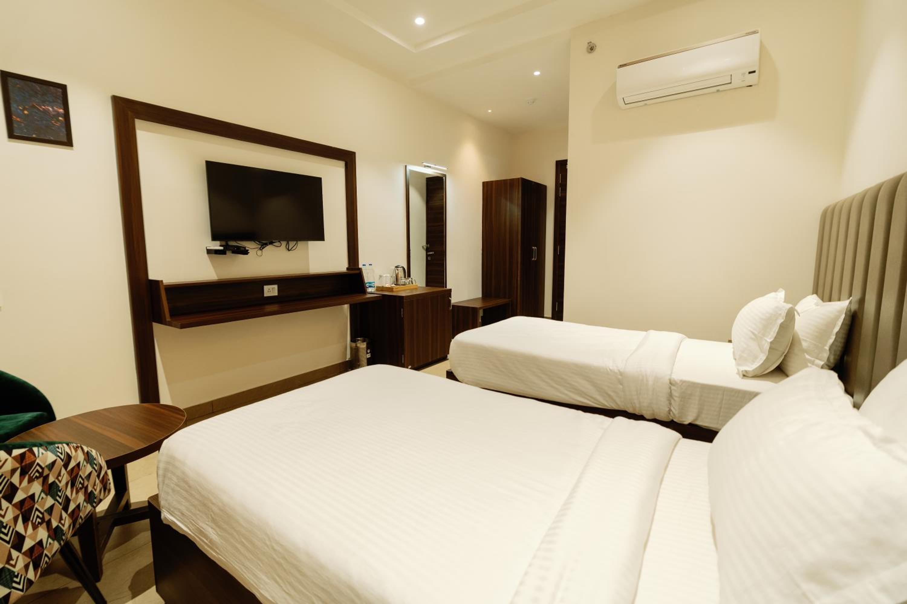 Twin Room photo 2