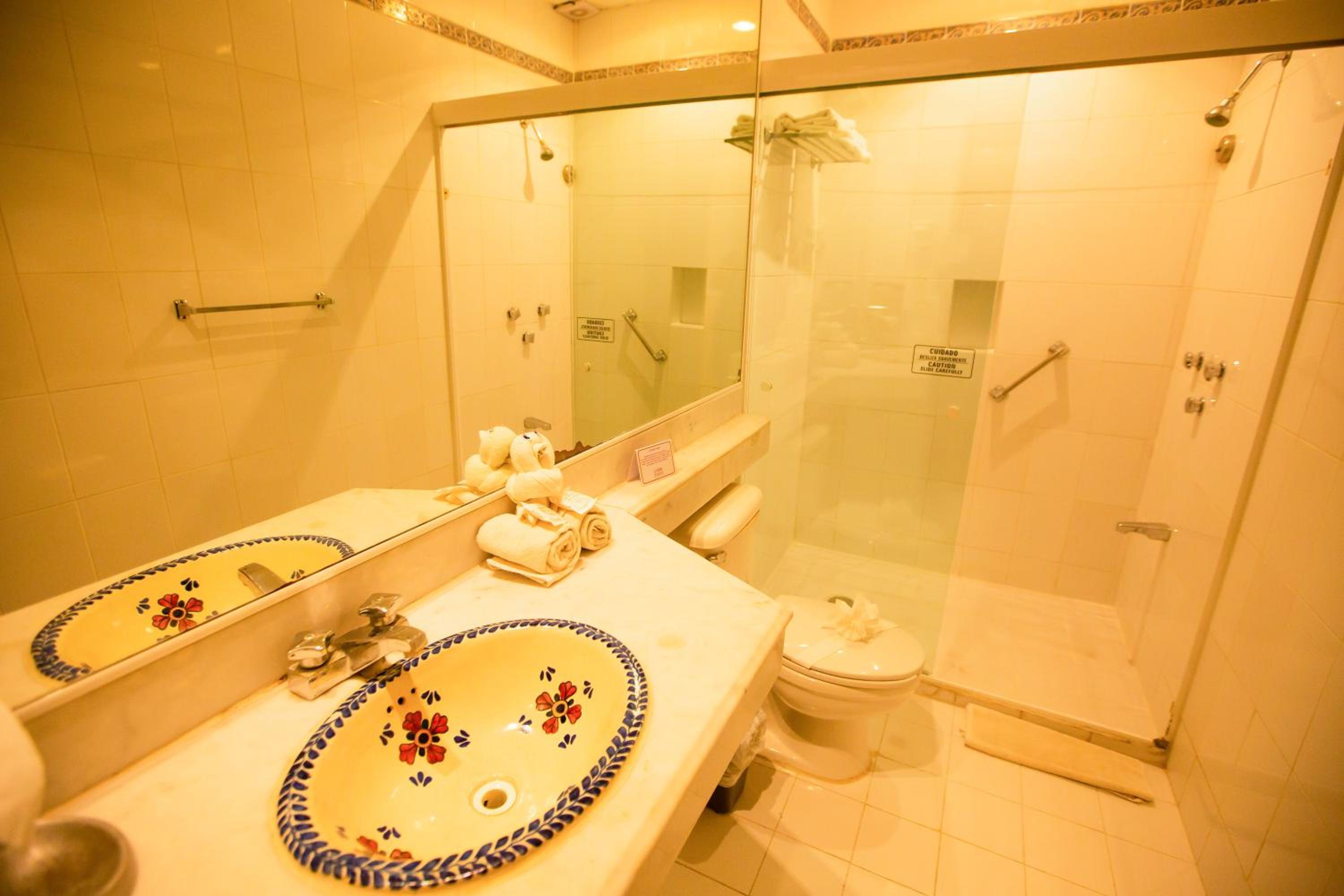 Deluxe Suite 1 double bed & garden view - Photo 15