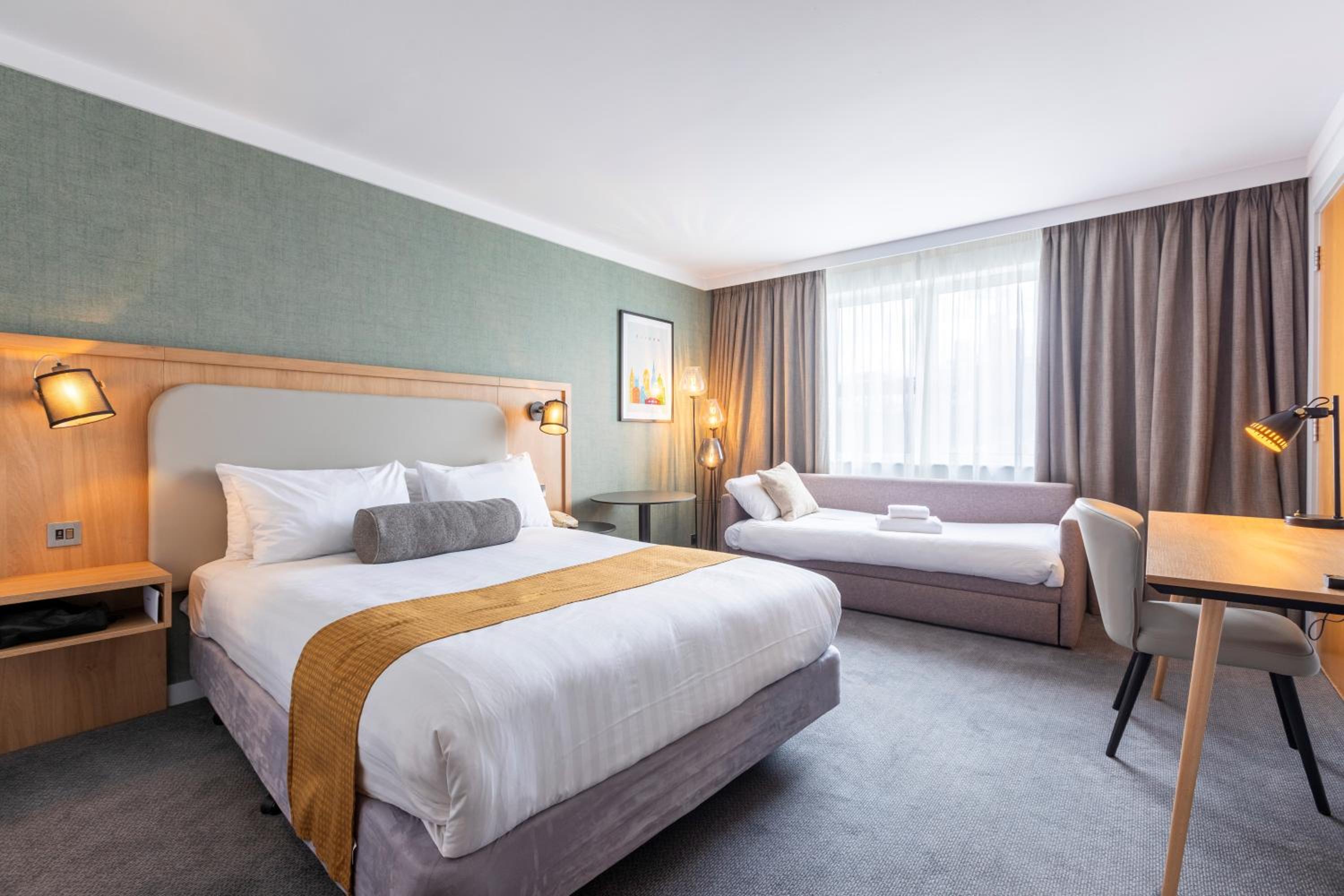 Standard King Room - Photo 1