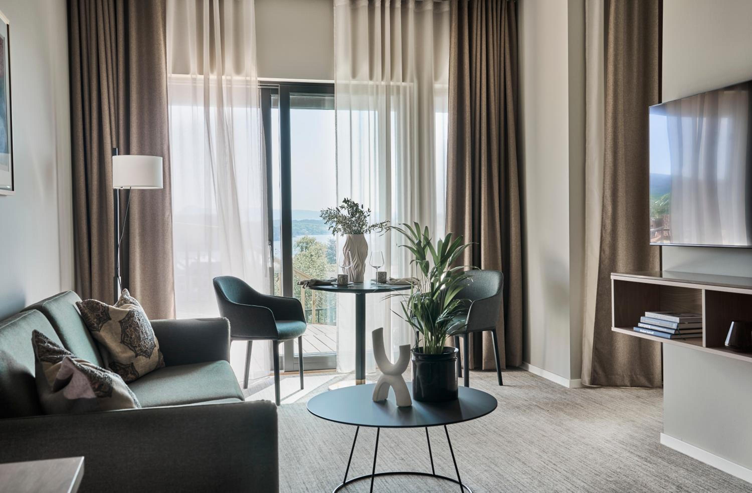 Superior Suite with Sea View photo 1