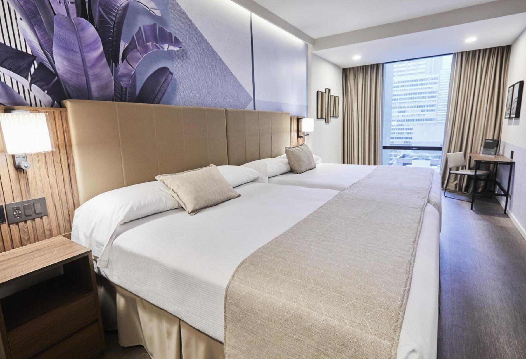 Deluxe Two Queen Beds photo 2