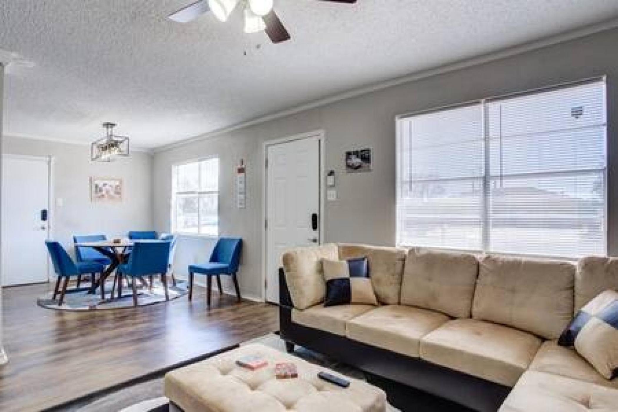 Three-Bedroom House photo 1