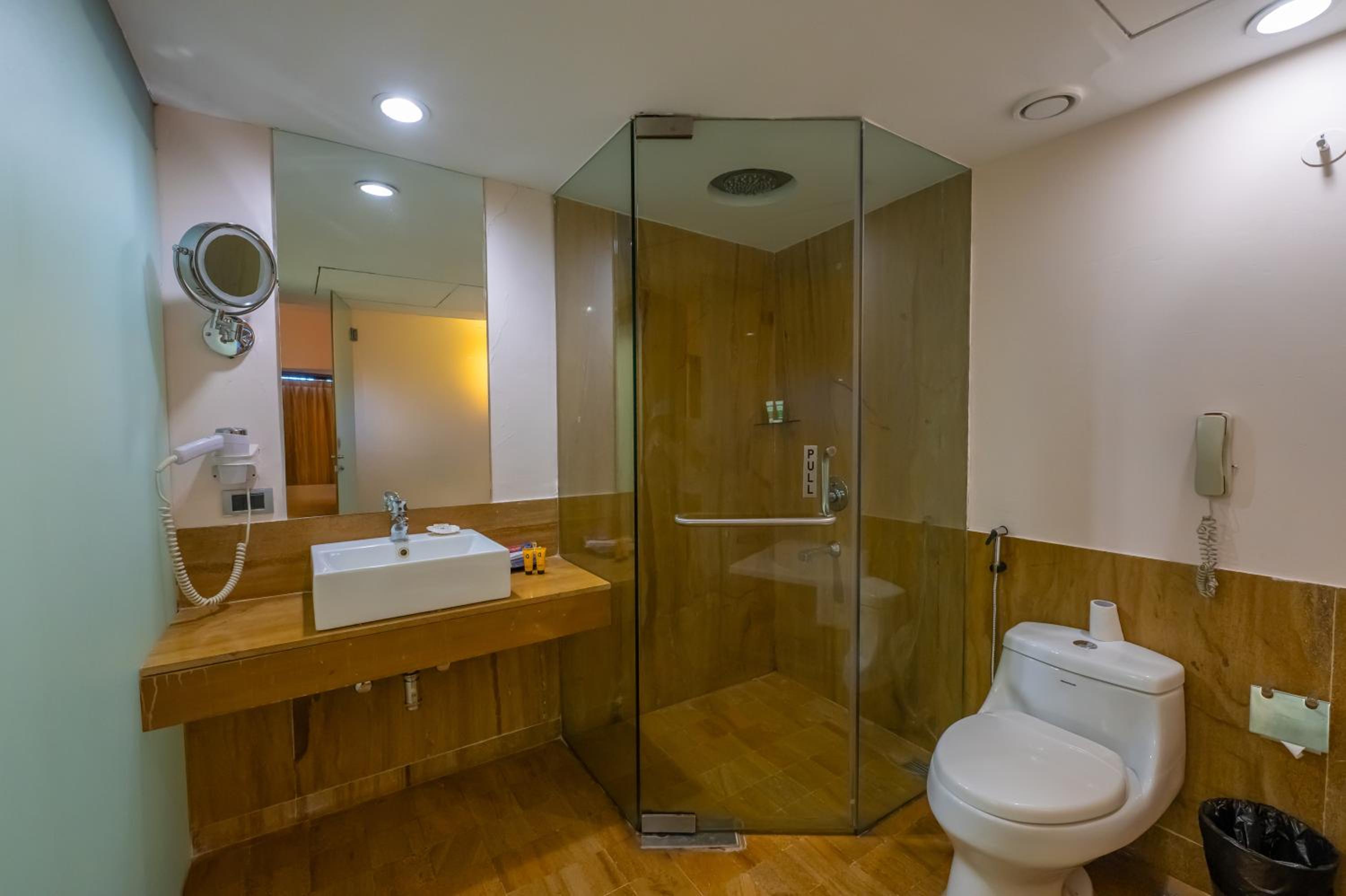 Suite with Sea View - Photo 2