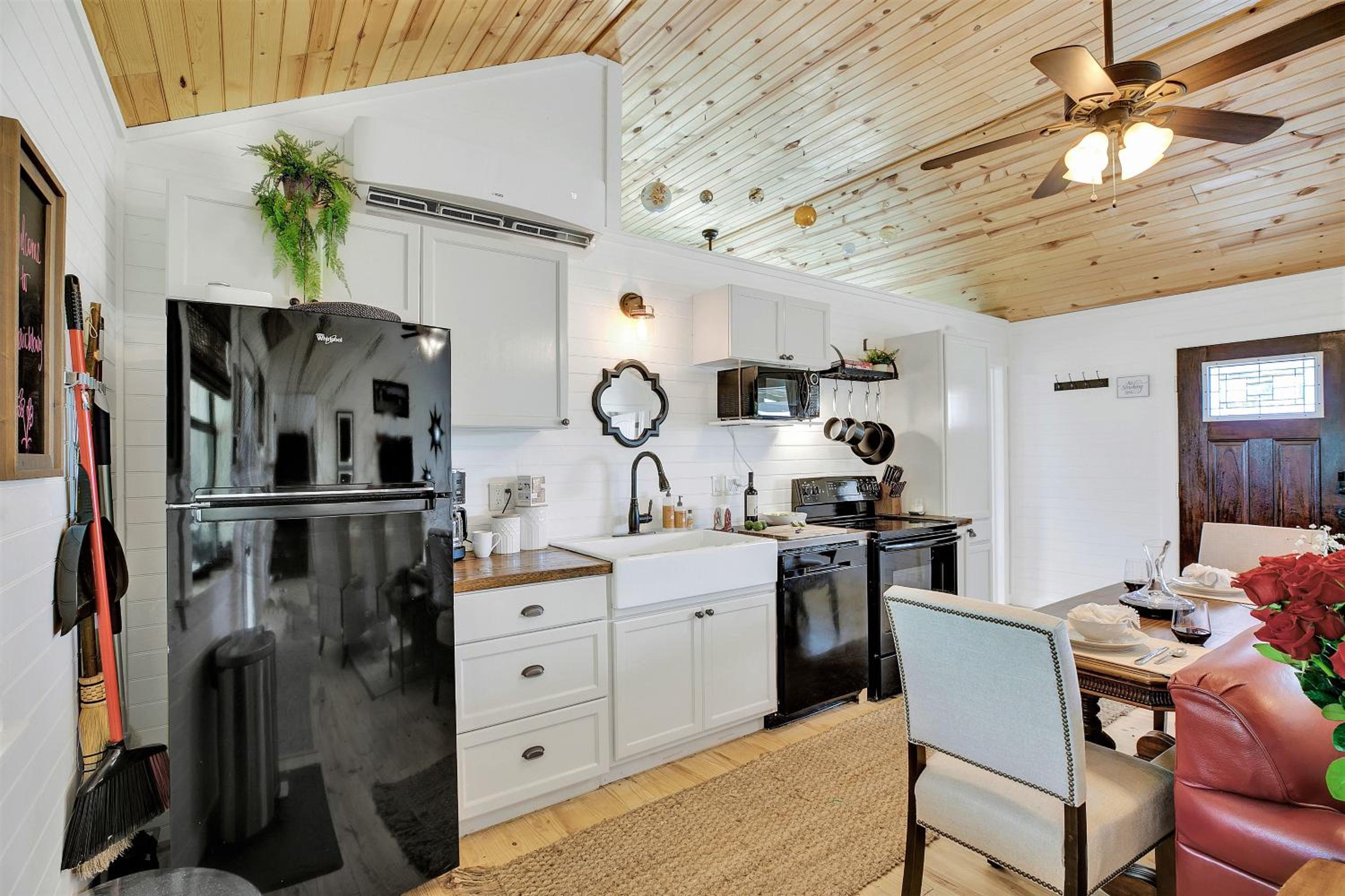 Vacation Home - Photo 3