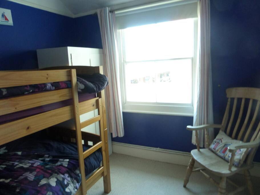 Three-Bedroom House photo 1